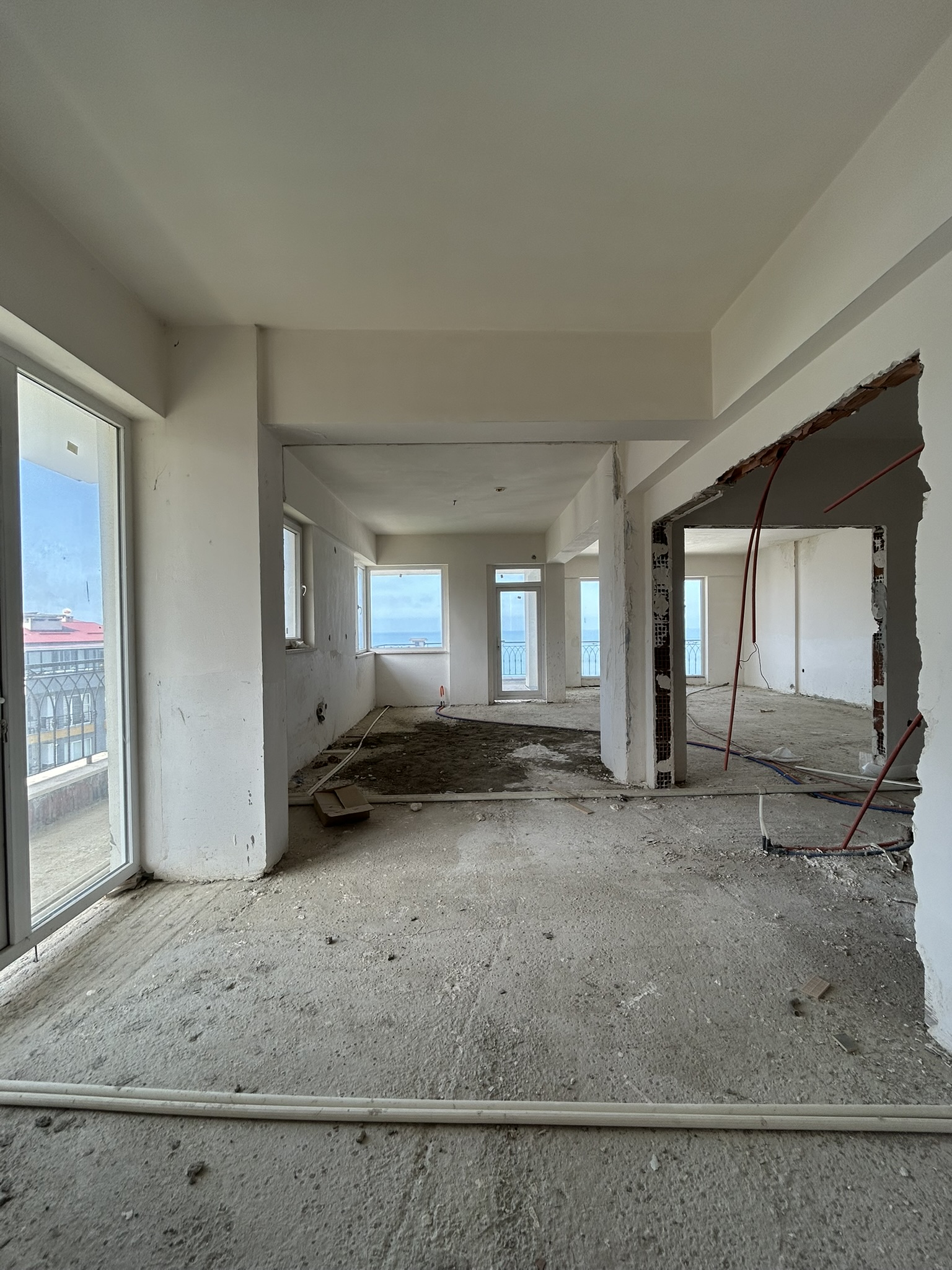 MABEL GAYRİMENKUL ERİKLİMAN MH. SİTE İÇİ DENİZ MANZARALI DAİRE