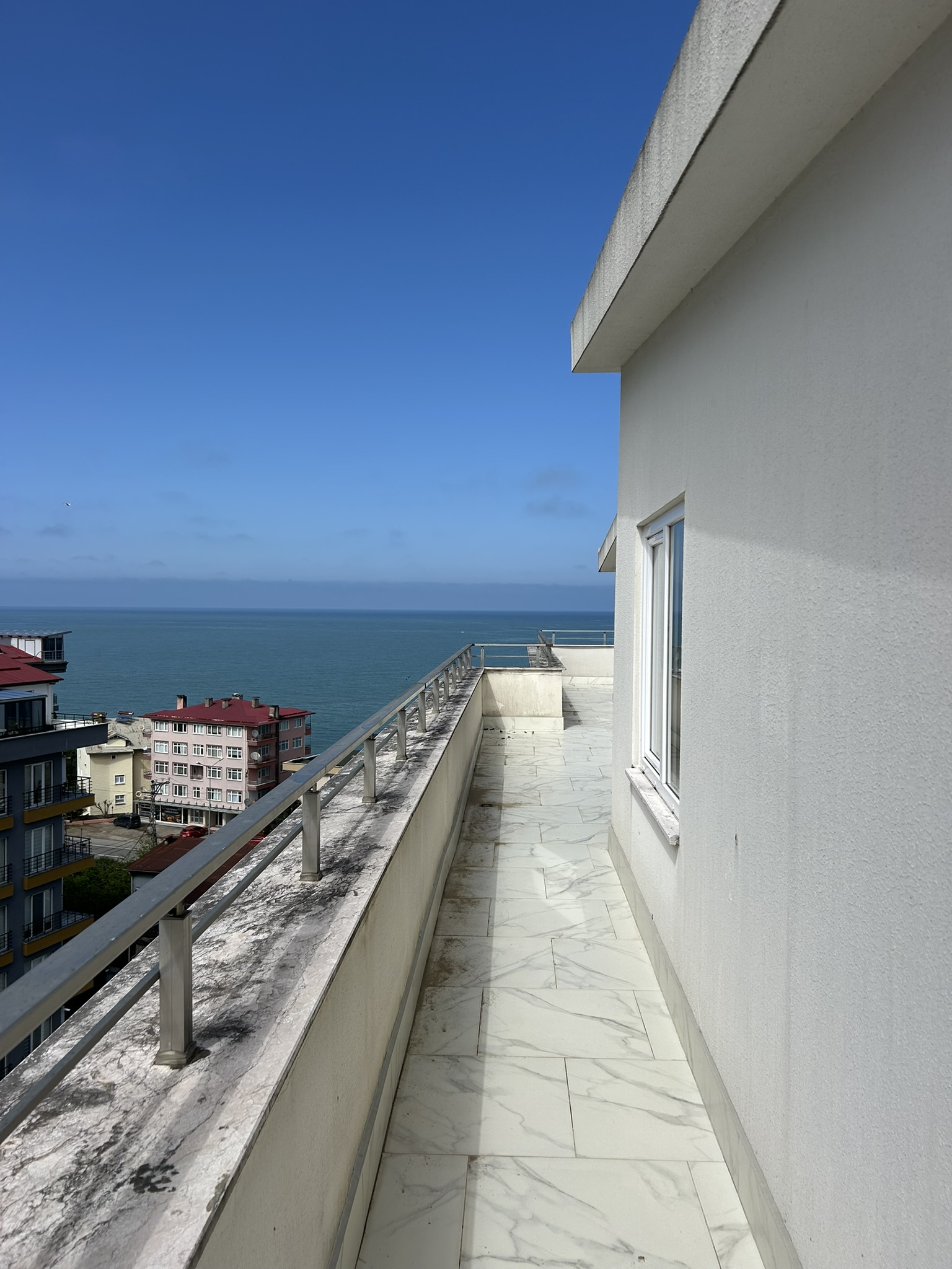 MABEL GAYRİMENKUL ERİKLİMAN MH. SİTE İÇİ DENİZ MANZARALI DAİRE