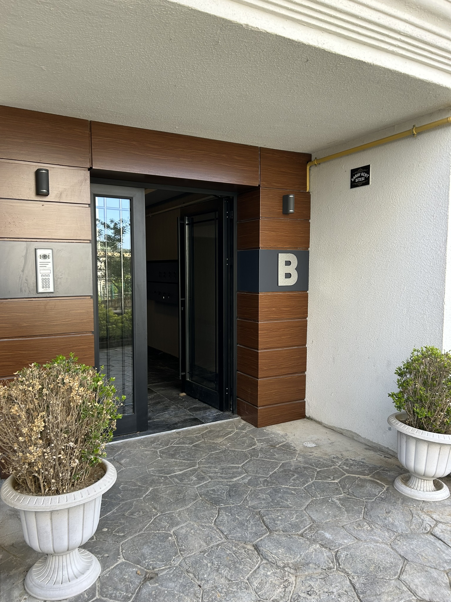 MABEL GAYRİMENKUL ERİKLİMAN MH. SİTE İÇİ DENİZ MANZARALI DAİRE