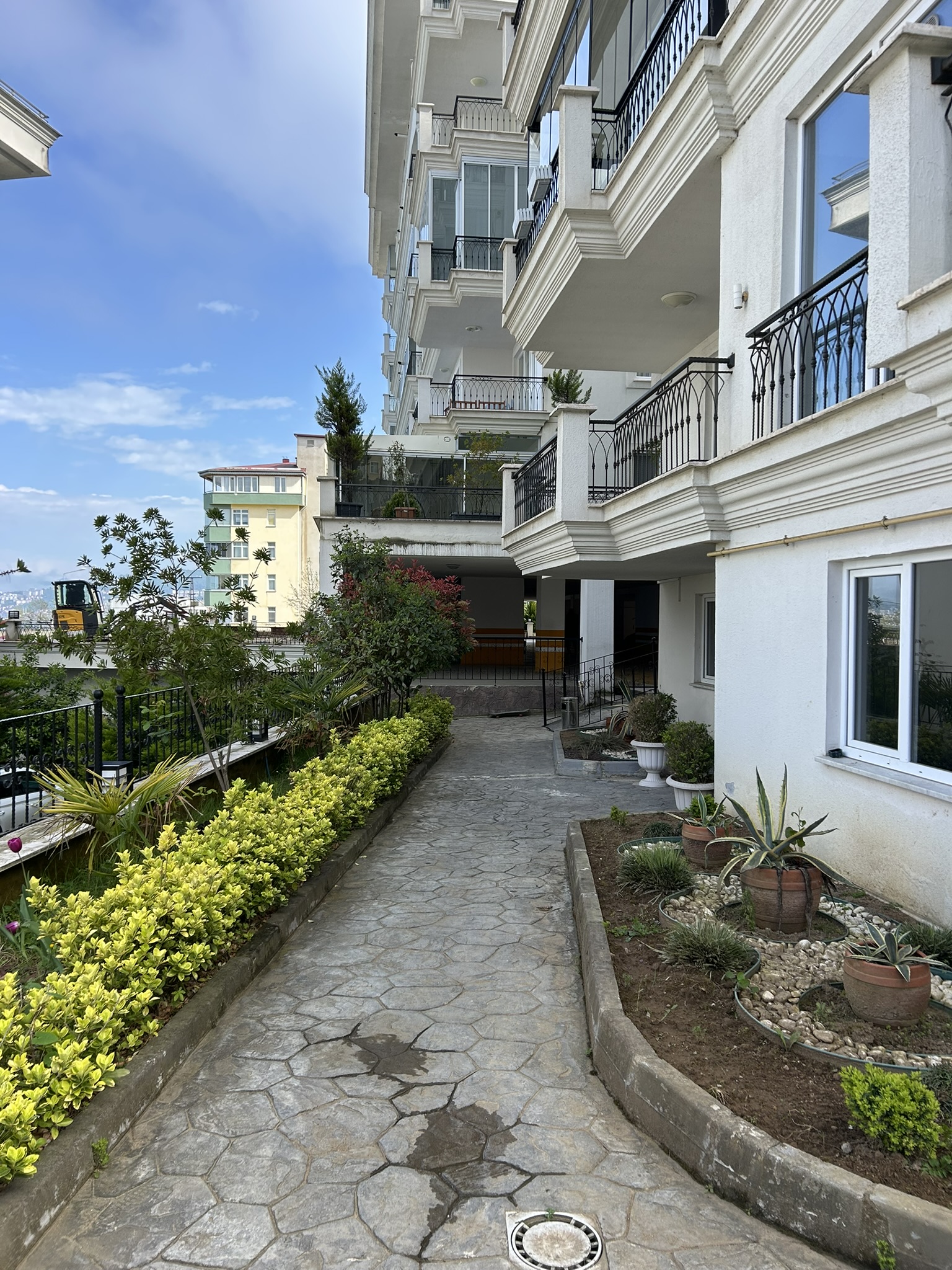 MABEL GAYRİMENKUL ERİKLİMAN MH. SİTE İÇİ DENİZ MANZARALI DAİRE