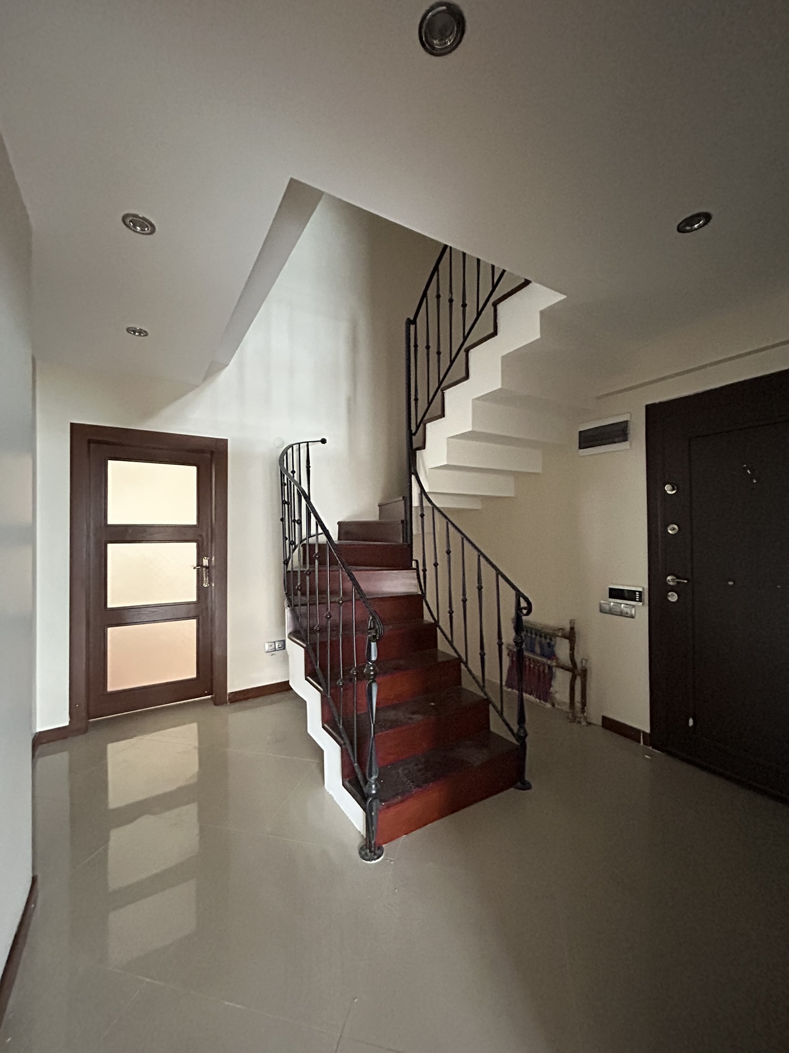 MABEL GAYRİMENKUL GÜRE MAH.DENİZ MANZARALI SATILIK DAİRE