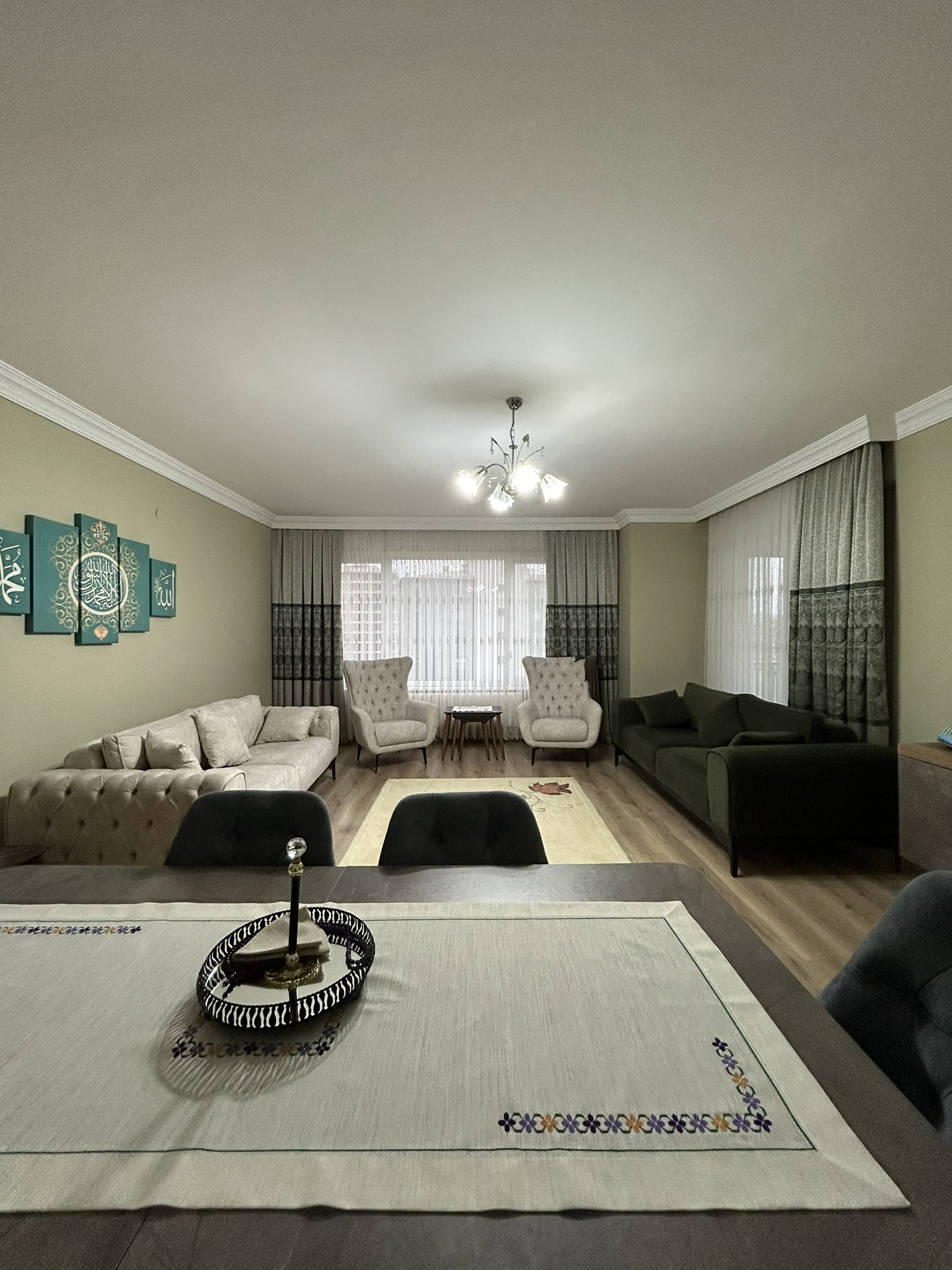 GEDİKKAYA KIR ÇİÇEĞİ SİTESİ KAT : 6