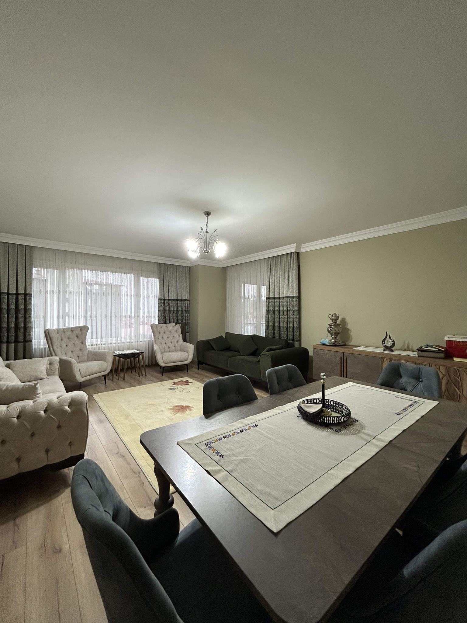 GEDİKKAYA KIR ÇİÇEĞİ SİTESİ KAT : 6