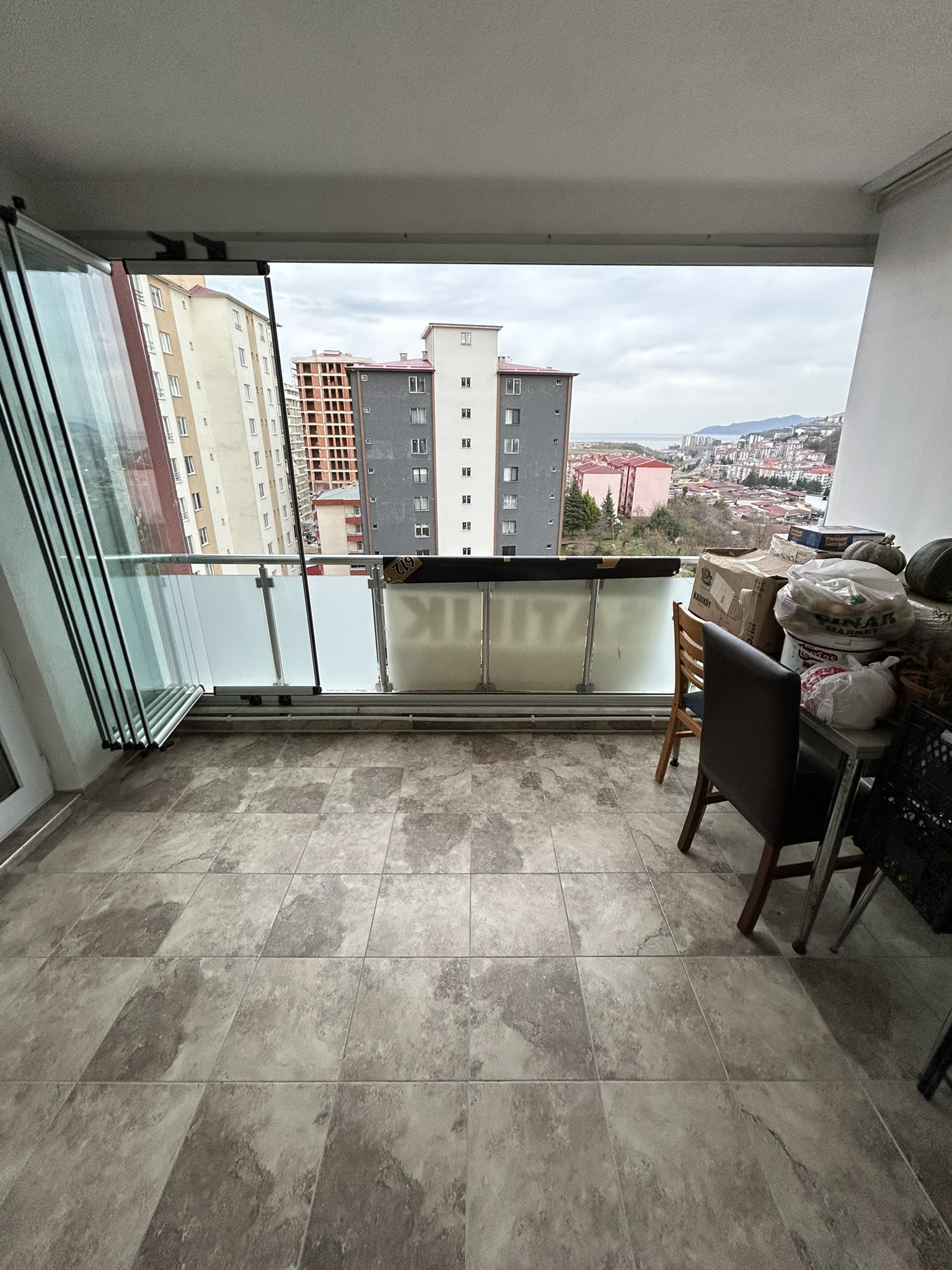 GEDİKKAYA KIR ÇİÇEĞİ SİTESİ KAT : 6