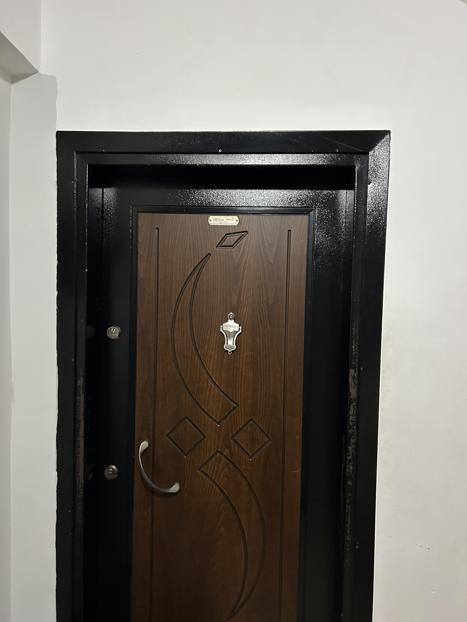 GEDİKKAYA KIR ÇİÇEĞİ SİTESİ KAT : 6