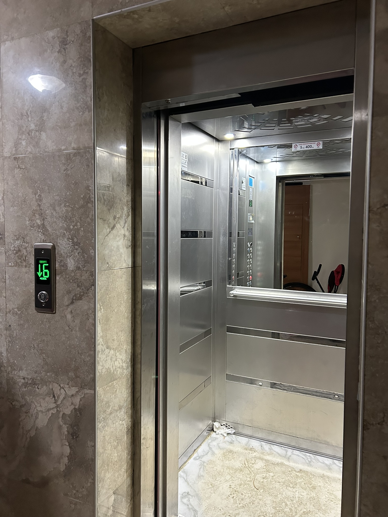 GEDİKKAYA KIR ÇİÇEĞİ SİTESİ KAT : 6