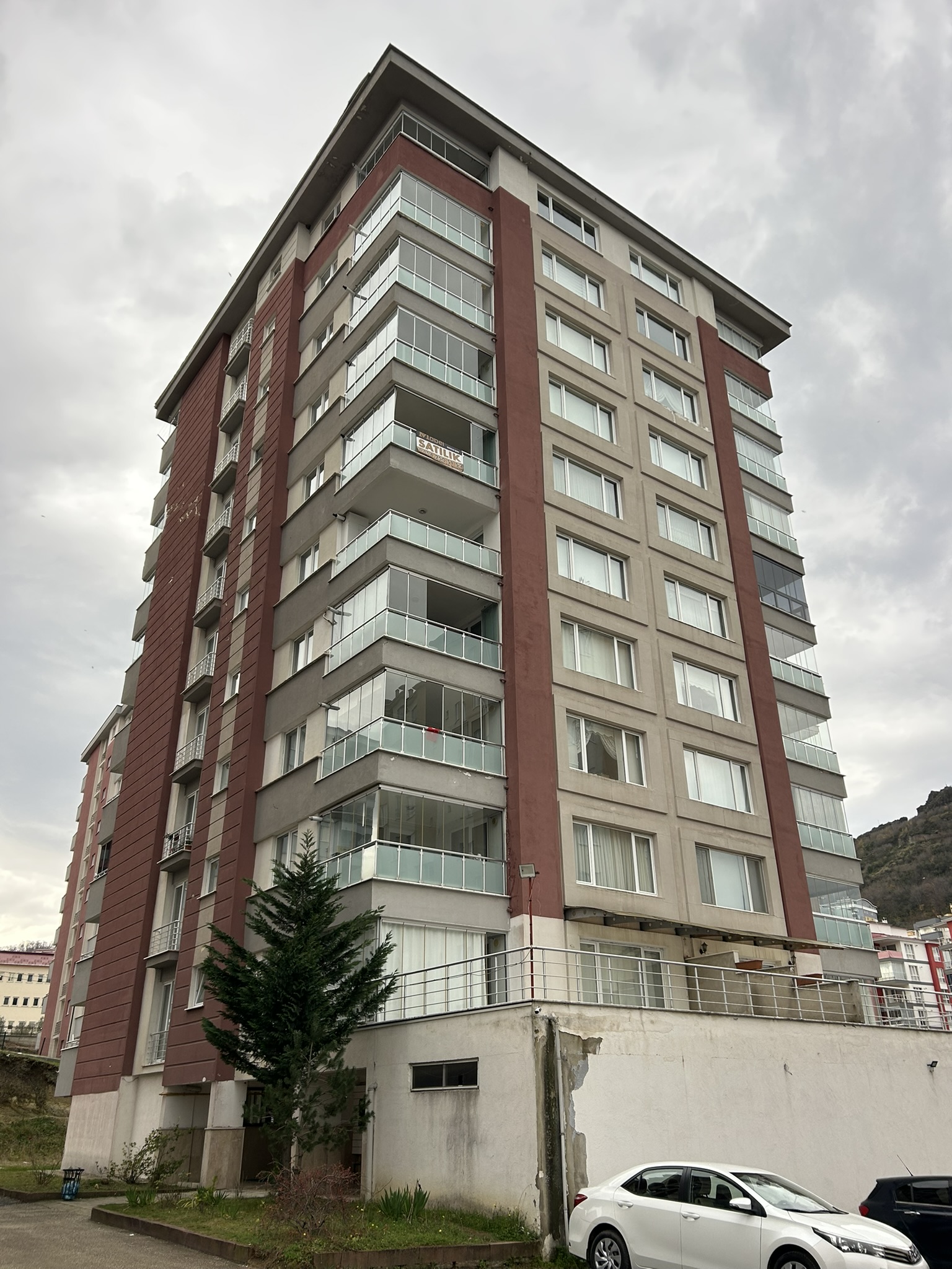 GEDİKKAYA KIR ÇİÇEĞİ SİTESİ KAT : 6