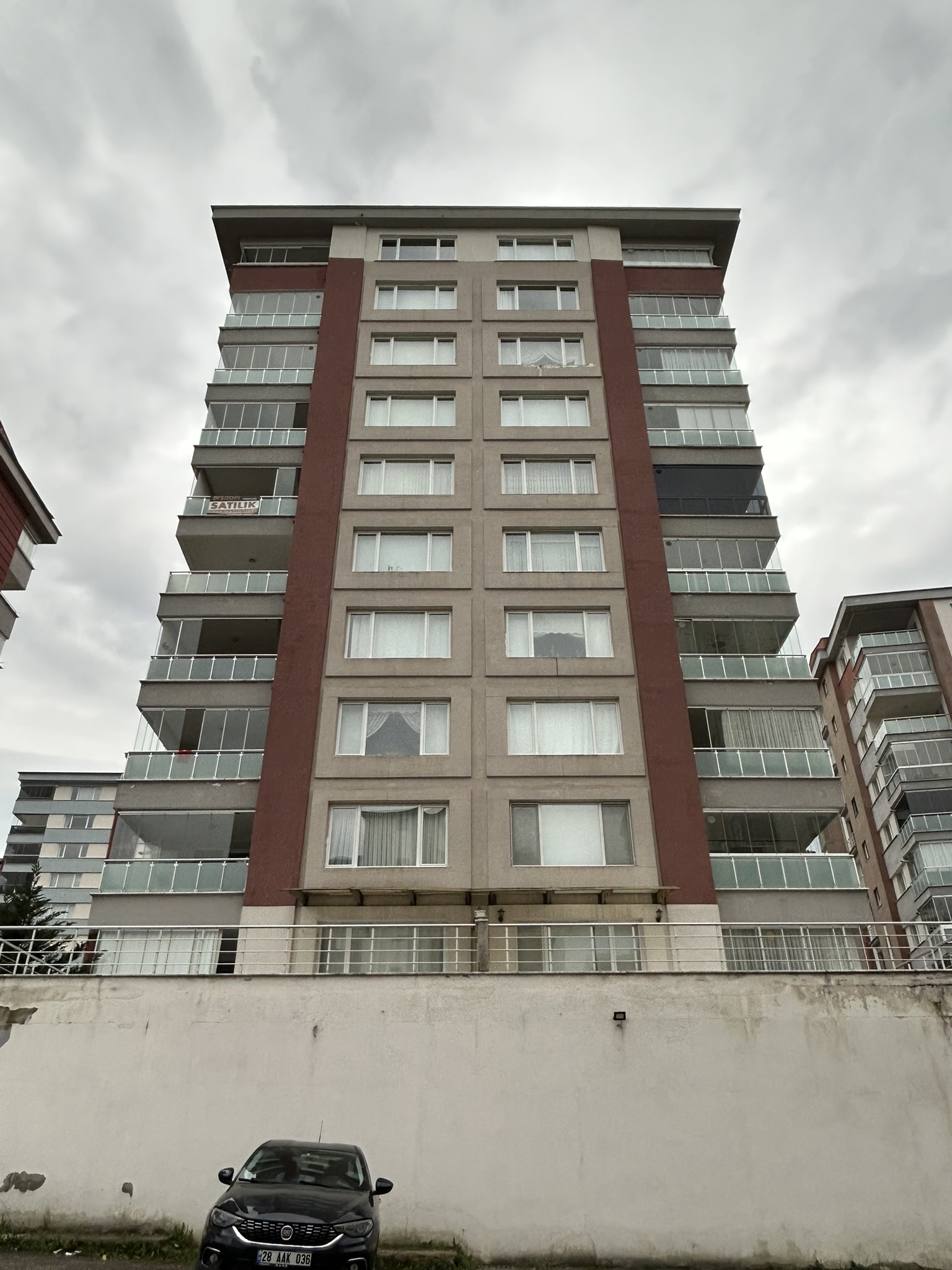 GEDİKKAYA KIR ÇİÇEĞİ SİTESİ KAT : 6