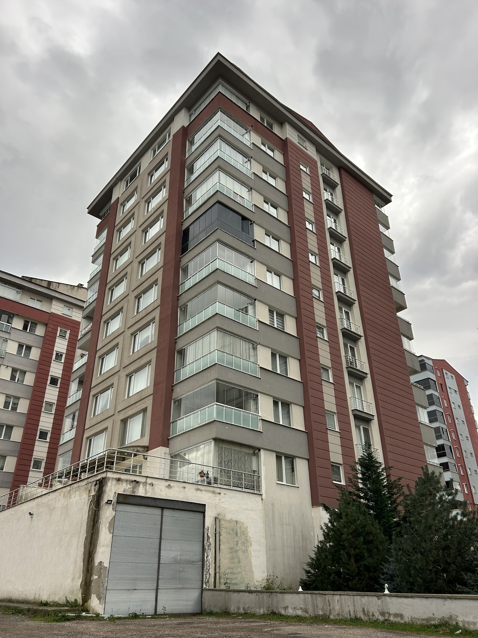 GEDİKKAYA KIR ÇİÇEĞİ SİTESİ KAT : 6