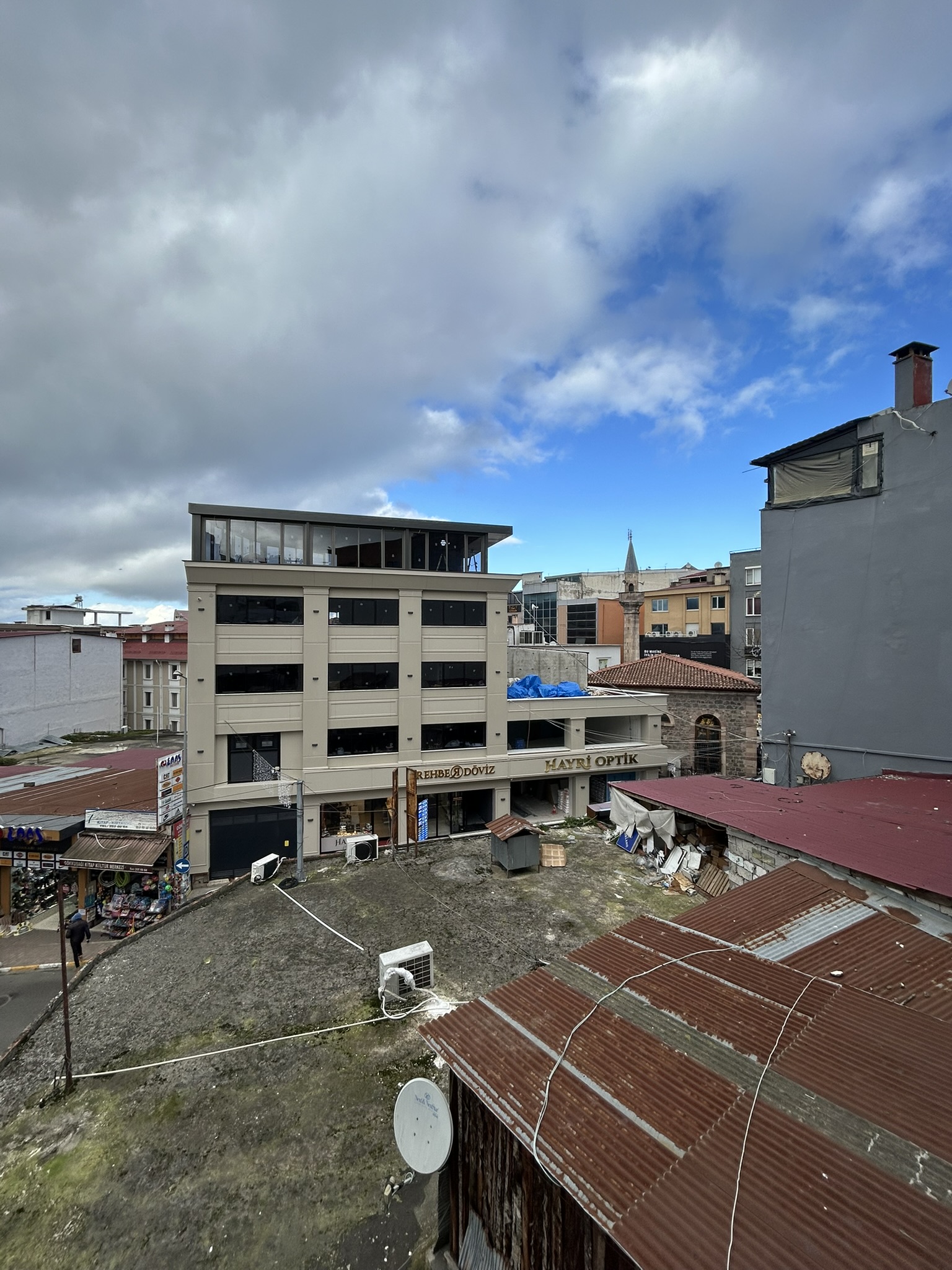 ŞEYHKERAMETTİN MH. KİRALIK OFİS