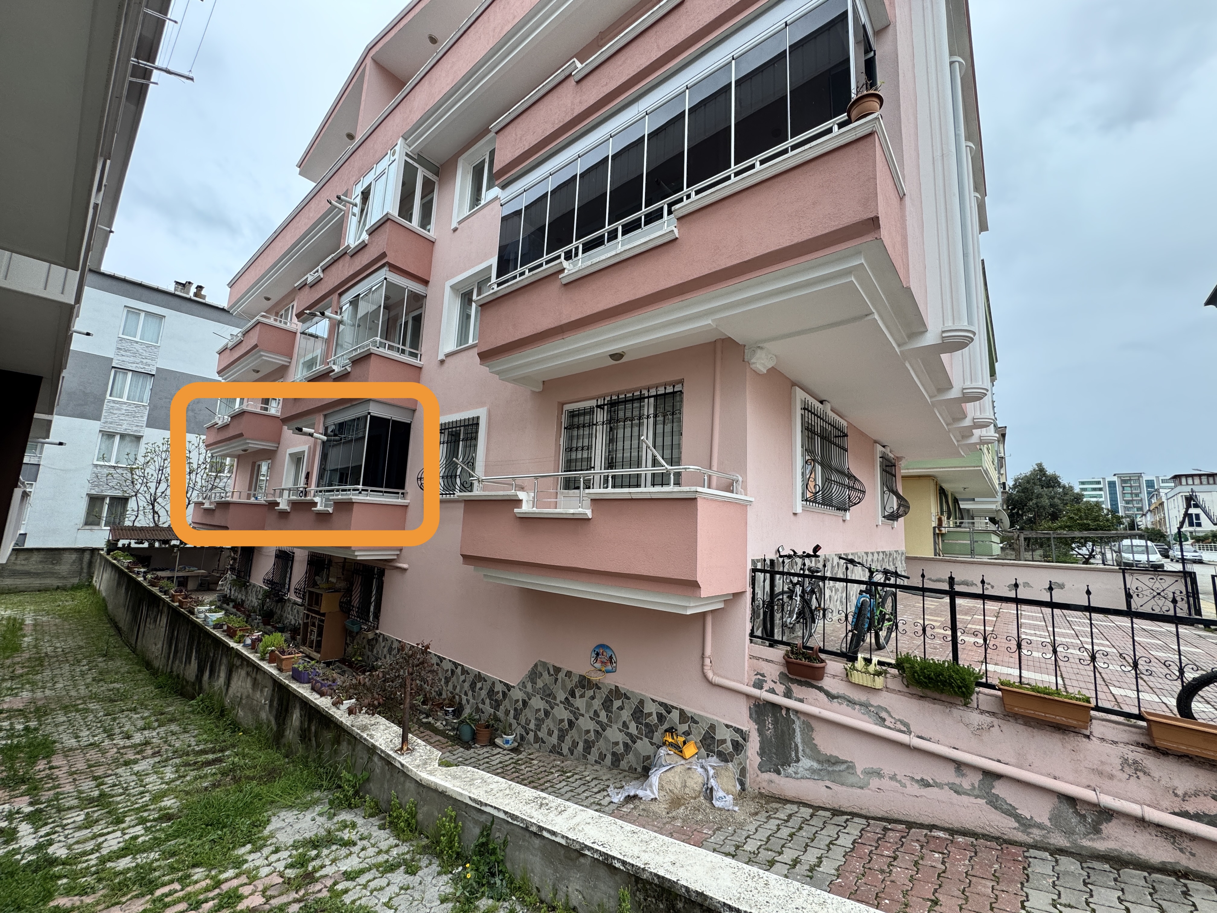 MABEL SAMSUN'DAN TÜRKİŞ TRAMVAY DURAĞINA 400m MESAFEDE 3+1