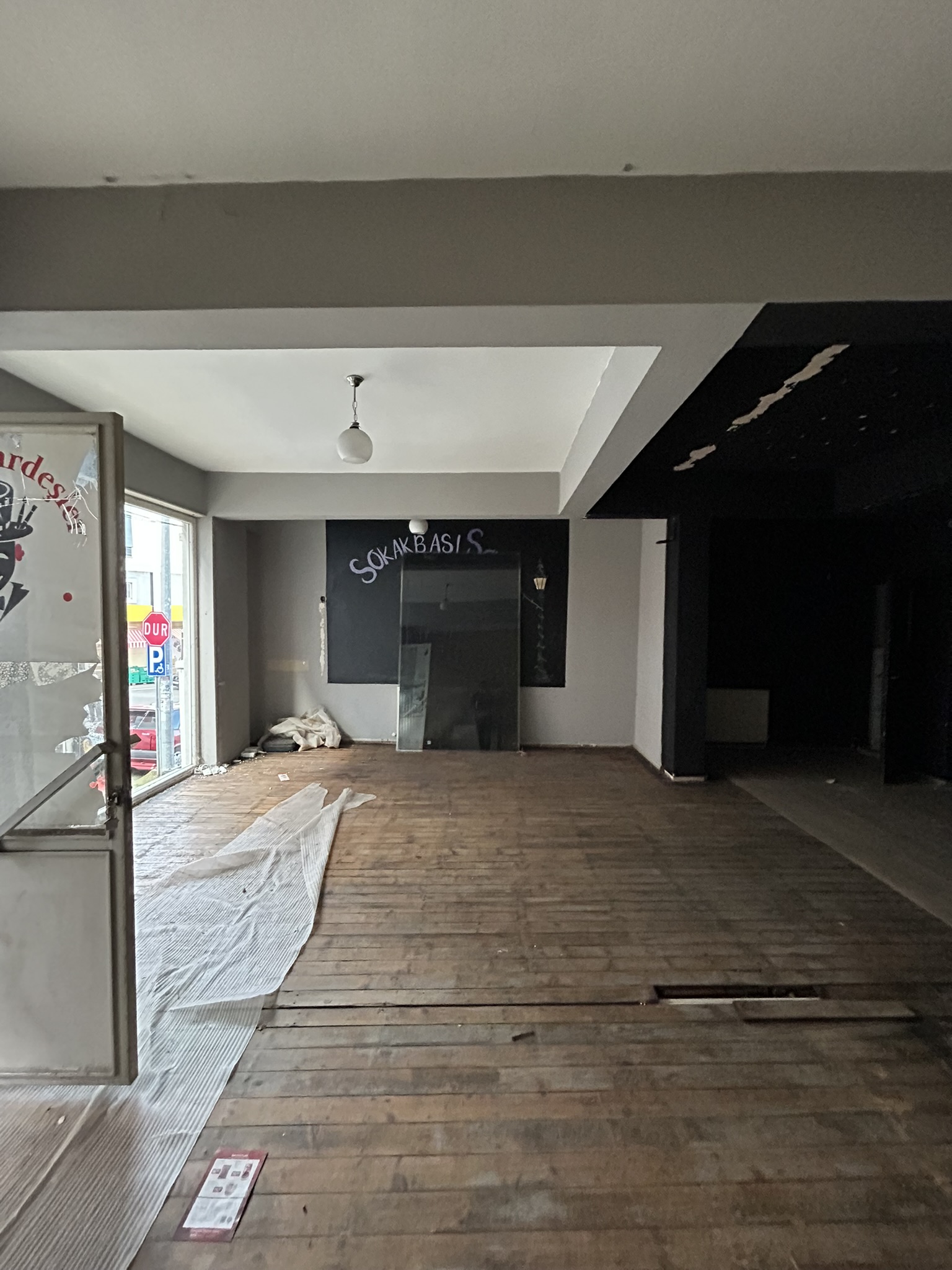 SOKAKBAŞI SATILIK DÜKKAN