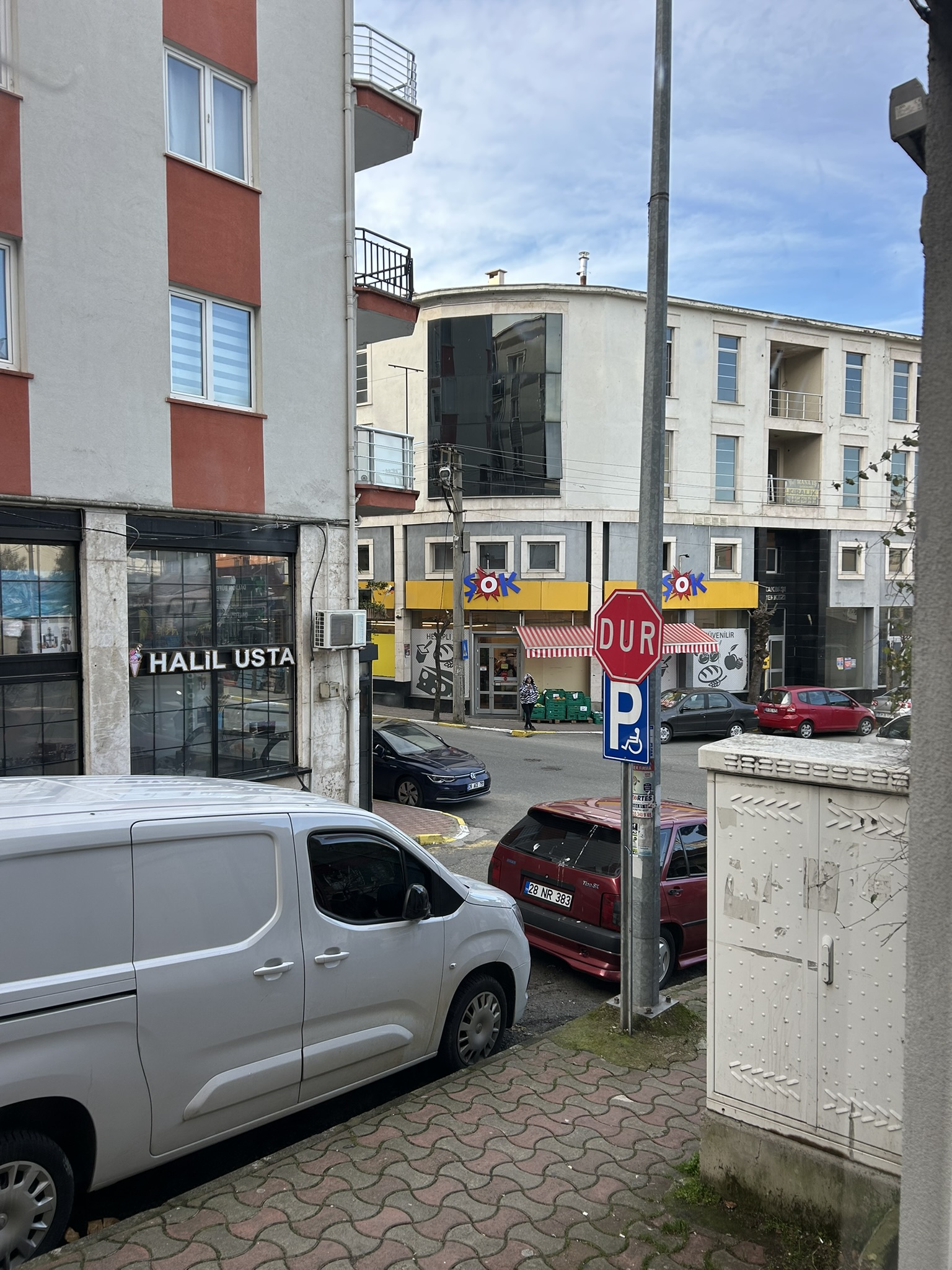 SOKAKBAŞI SATILIK DÜKKAN