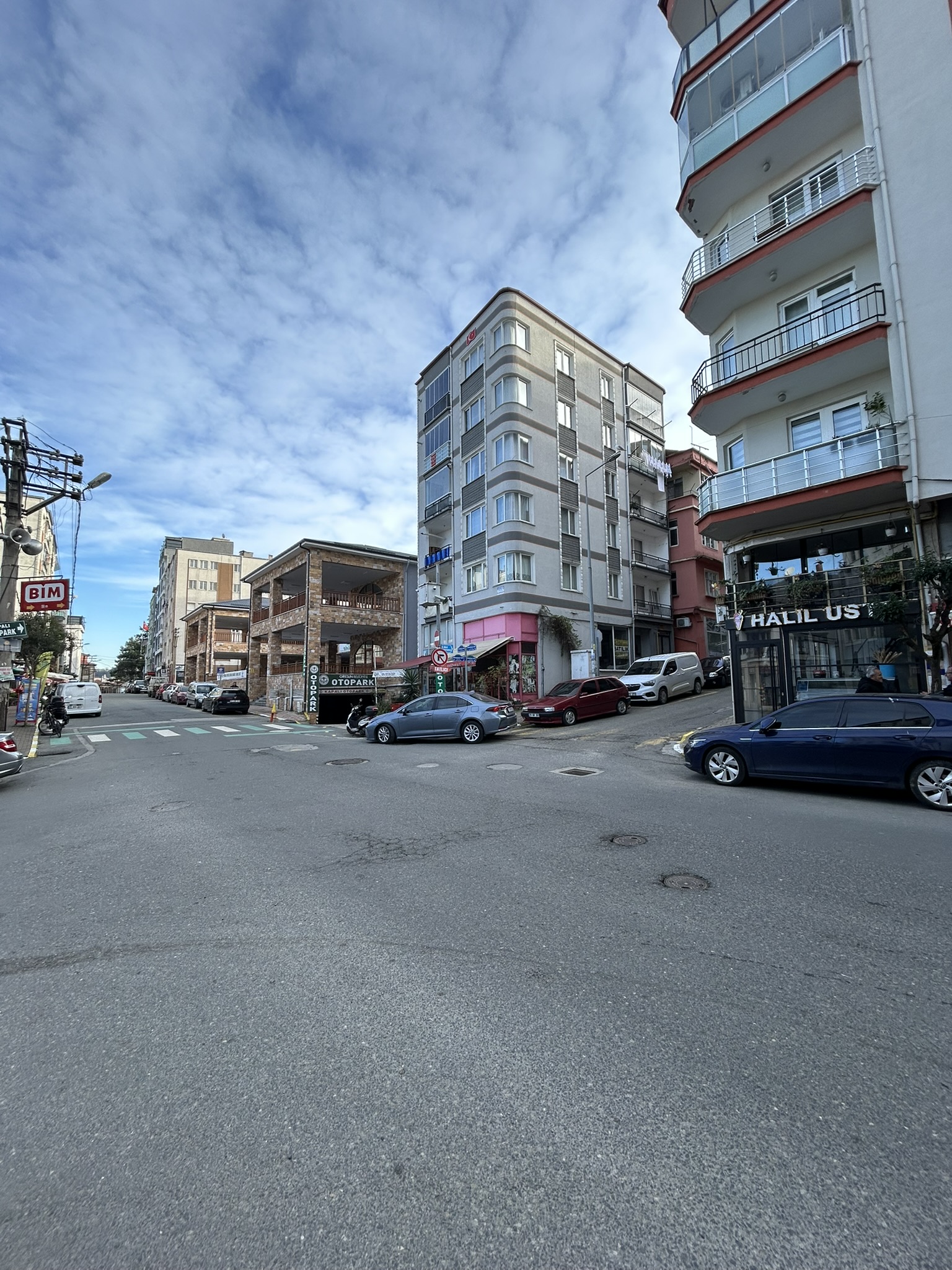 SOKAKBAŞI SATILIK DÜKKAN