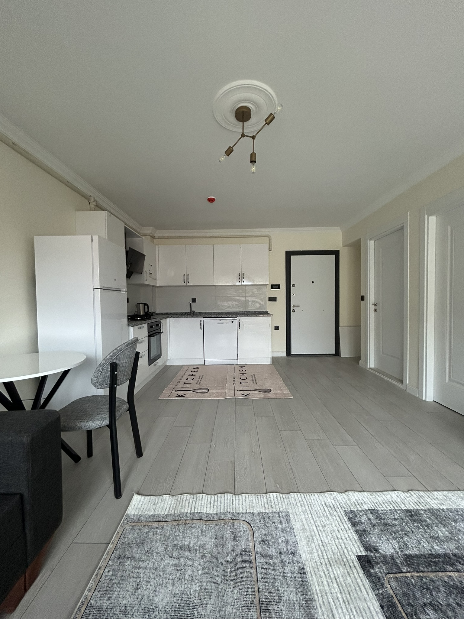 KAVAKLAR MH. NİL APT. EŞYALI KİRALIK DAİRE