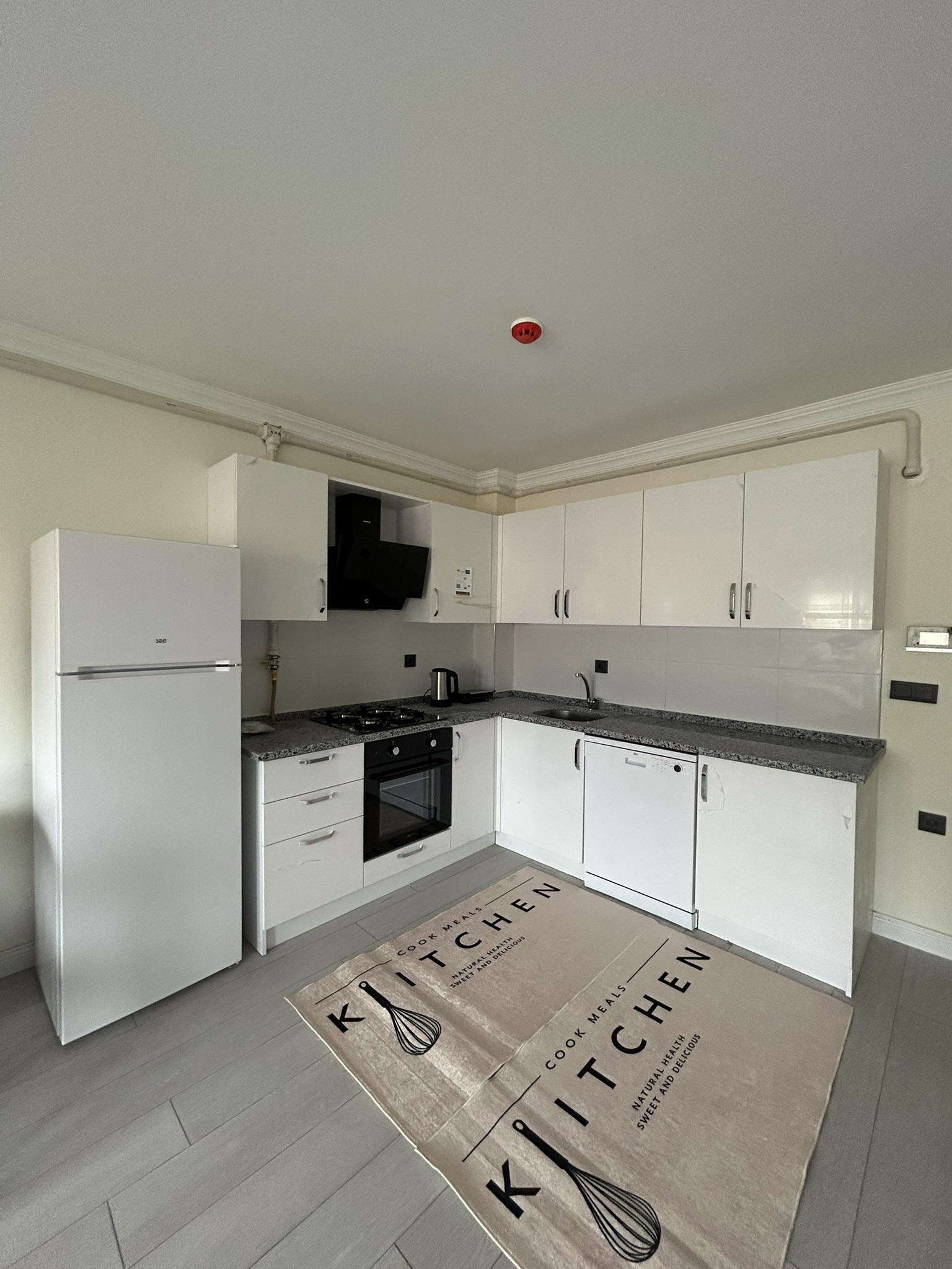 KAVAKLAR MH. NİL APT. EŞYALI KİRALIK DAİRE