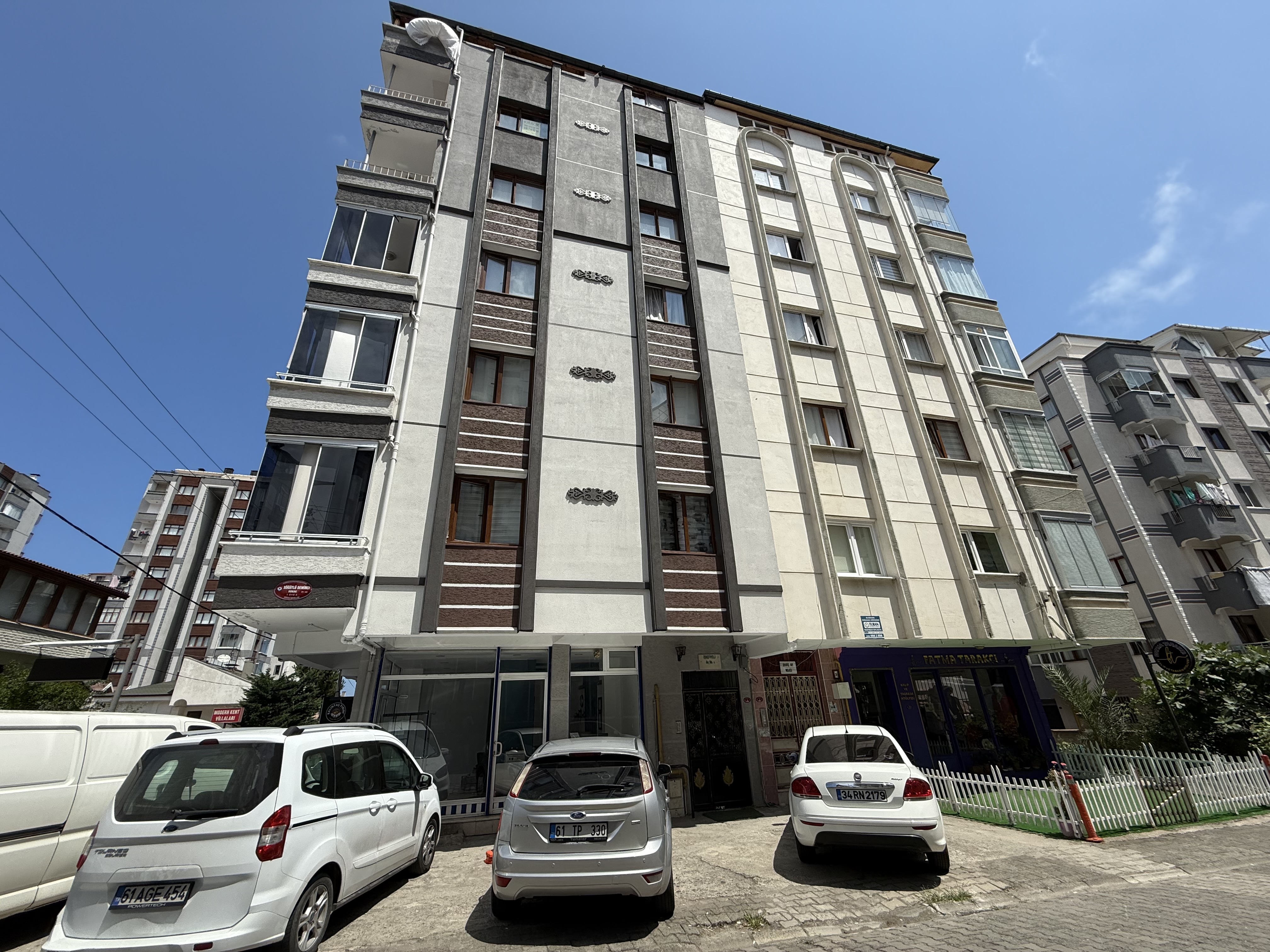 SÖĞÜTLÜ DE SATILIK 3+1 DAİRE