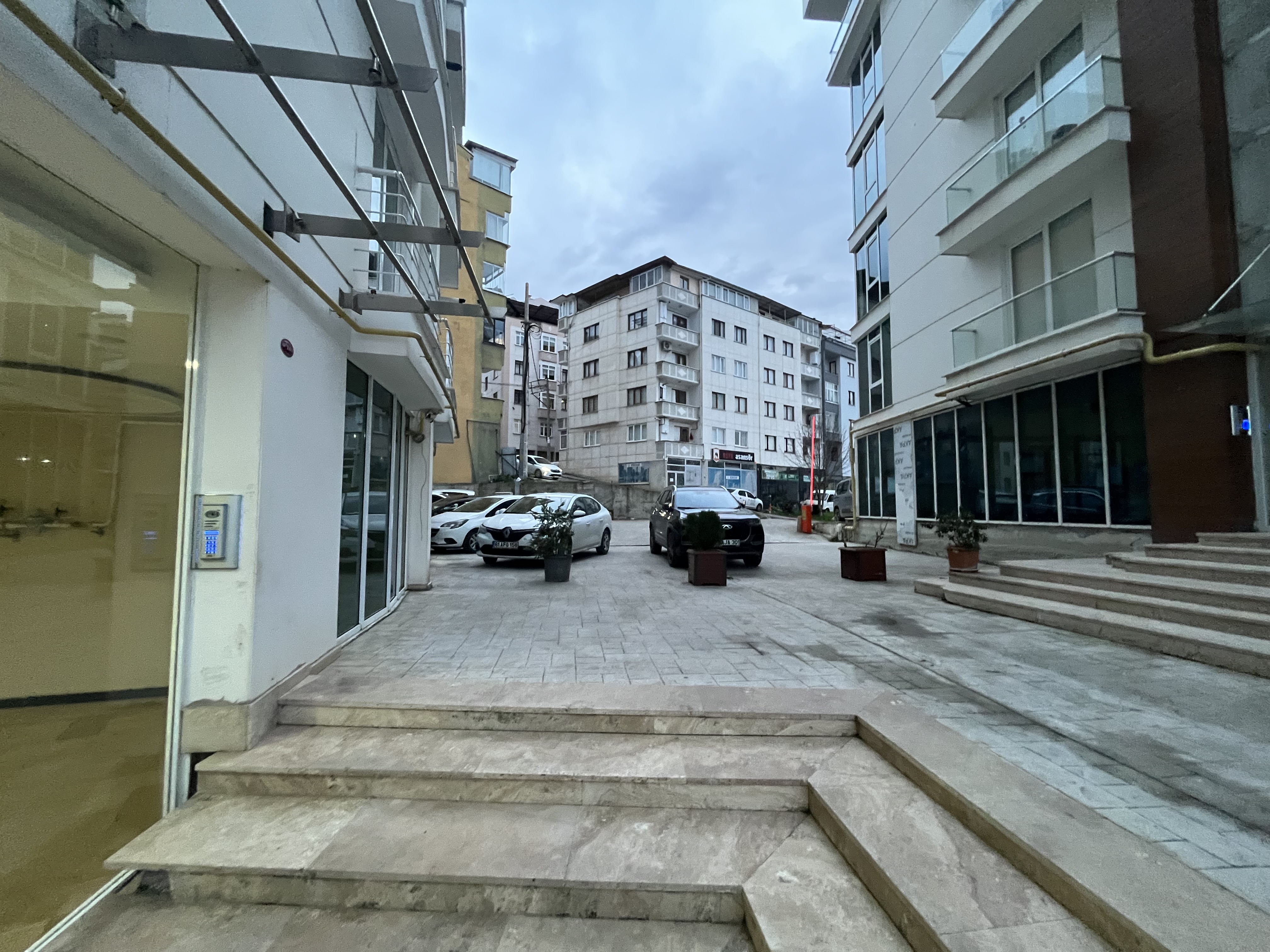 MABEL’DEN KARŞIYAKA DA 2+1 LÜKS DAİRE