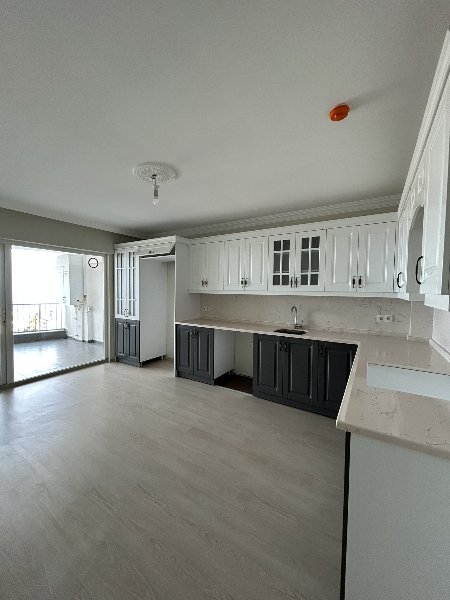 DEMİRAY SELDEĞİRMENİ 12. KAT KİRALIK DAİRE