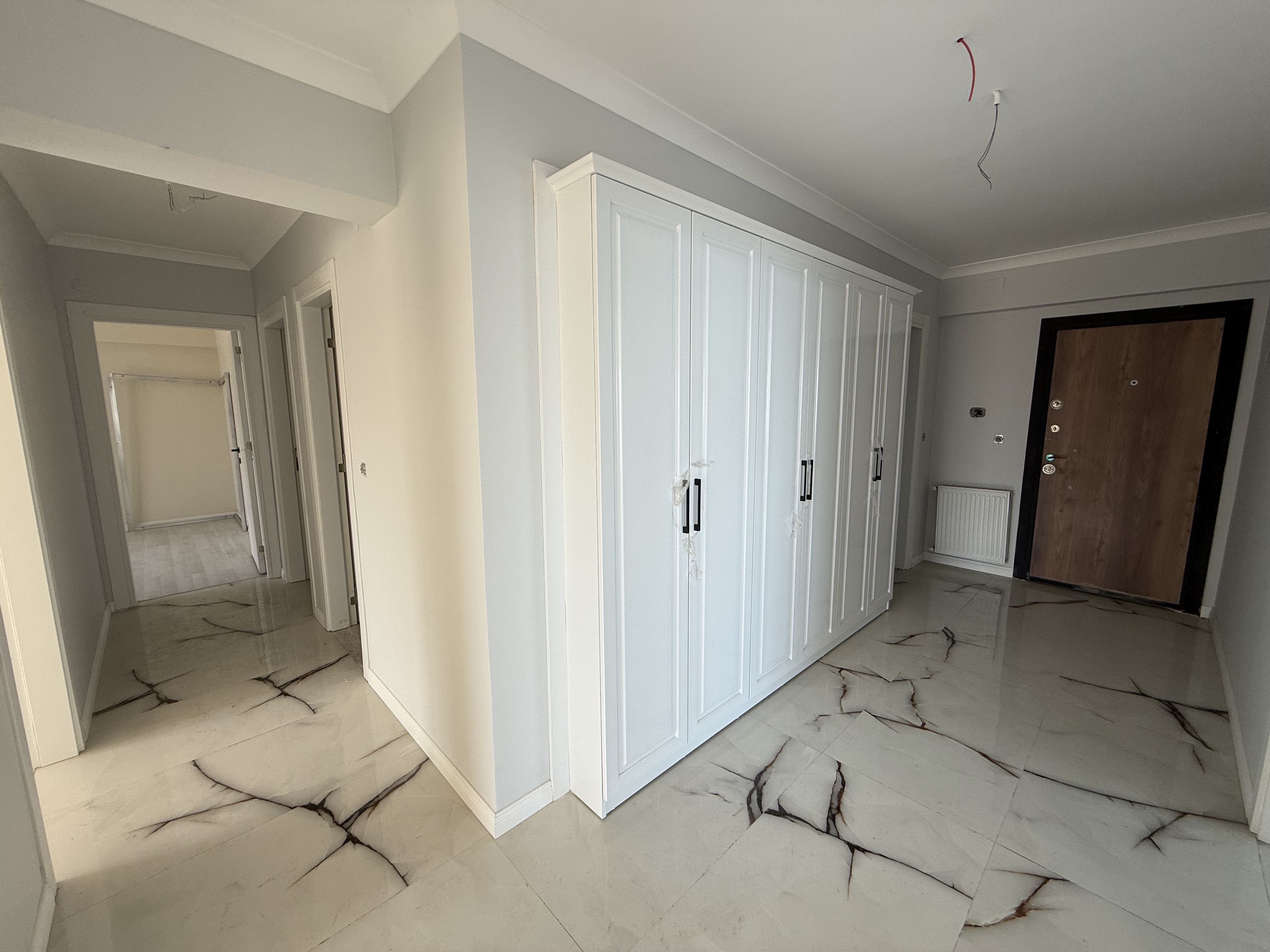 2 NOLU BEŞİRLİ DOĞA LİFE SİTESİNDE SATILIK 4+1 FIRSAT DAİRE