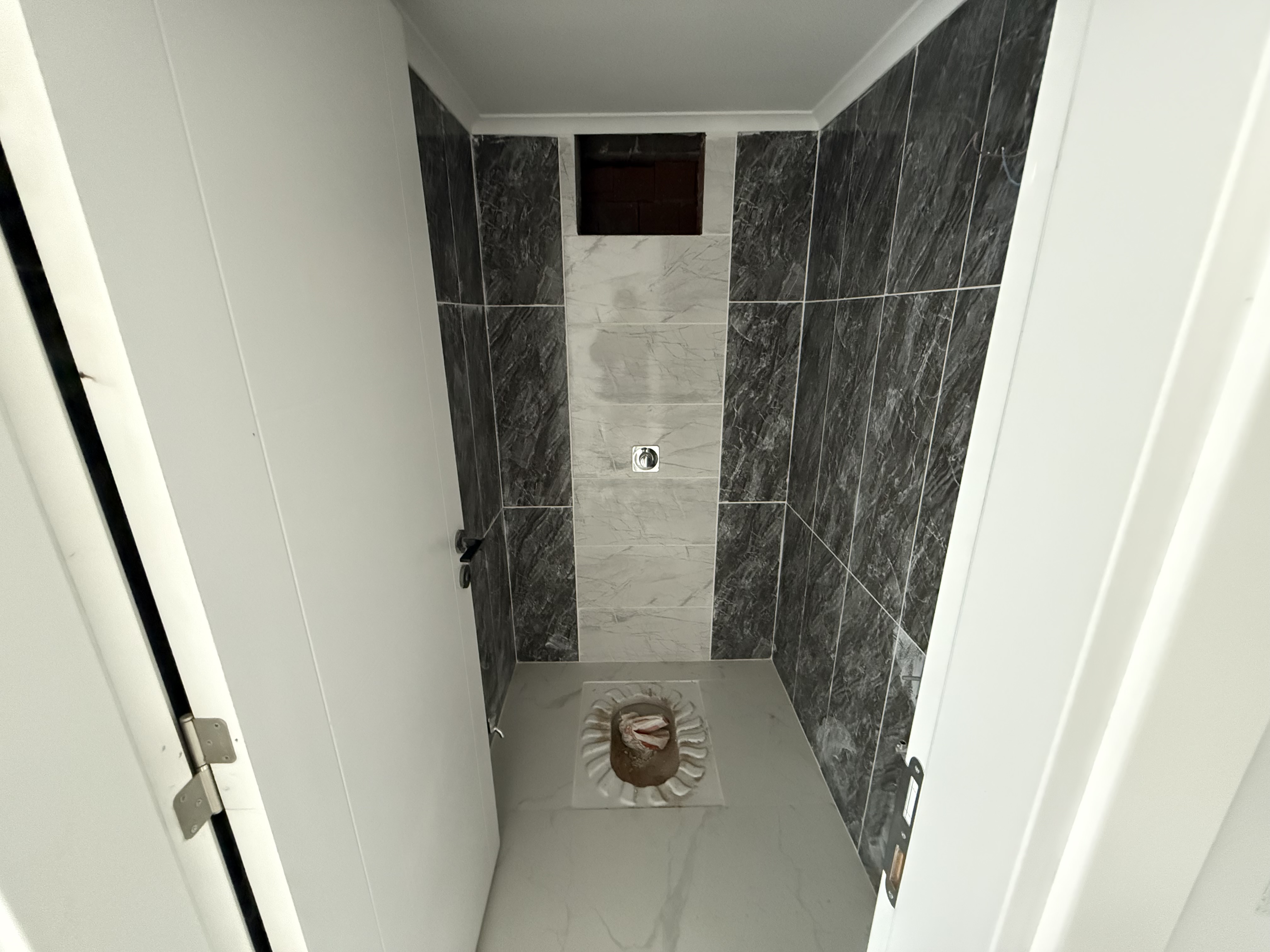 2 NOLU BEŞİRLİ DOĞA LİFE SİTESİNDE SATILIK 4+1 FIRSAT DAİRE