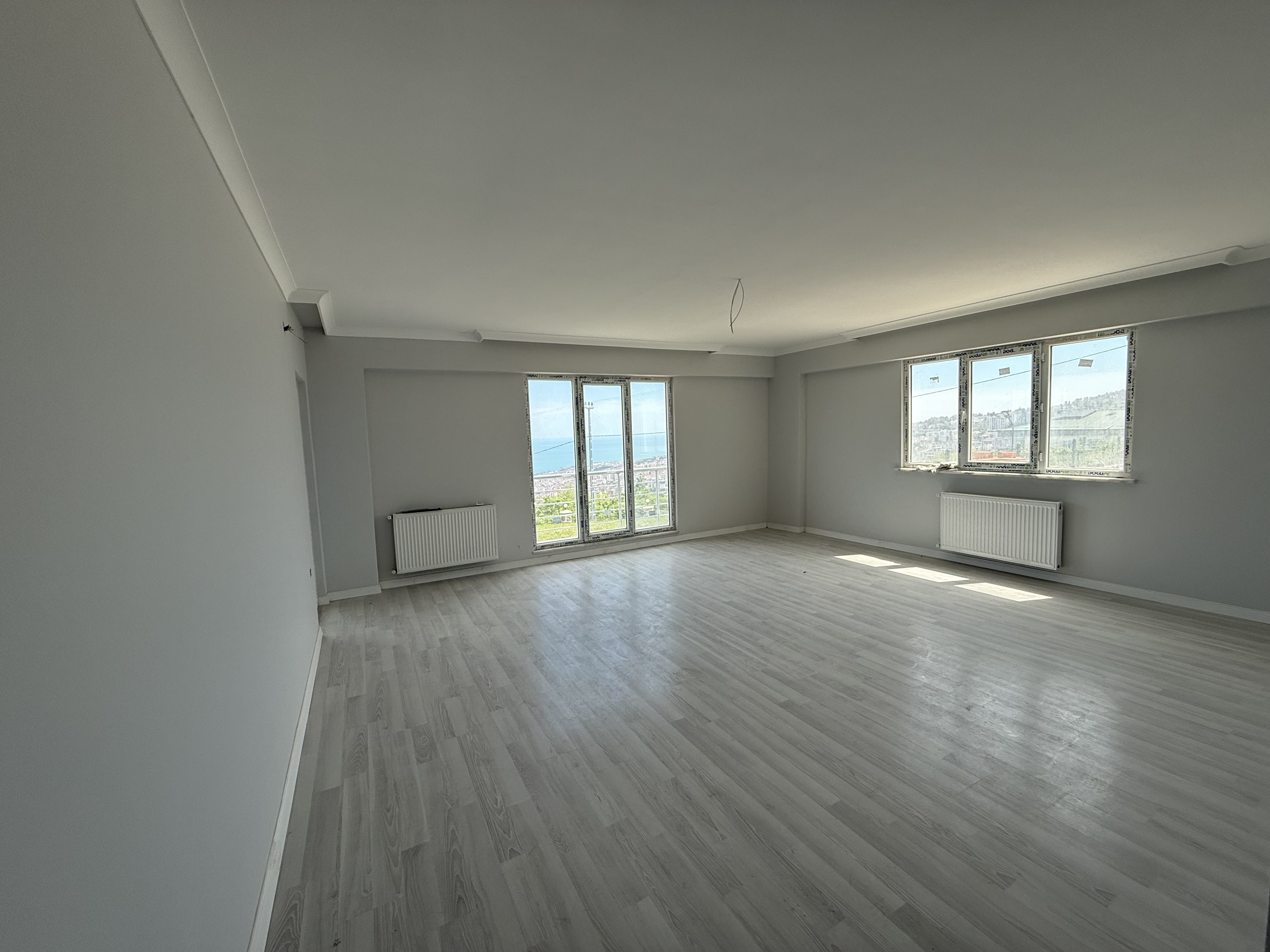 2 NOLU BEŞİRLİ DOĞA LİFE SİTESİNDE SATILIK 4+1 FIRSAT DAİRE