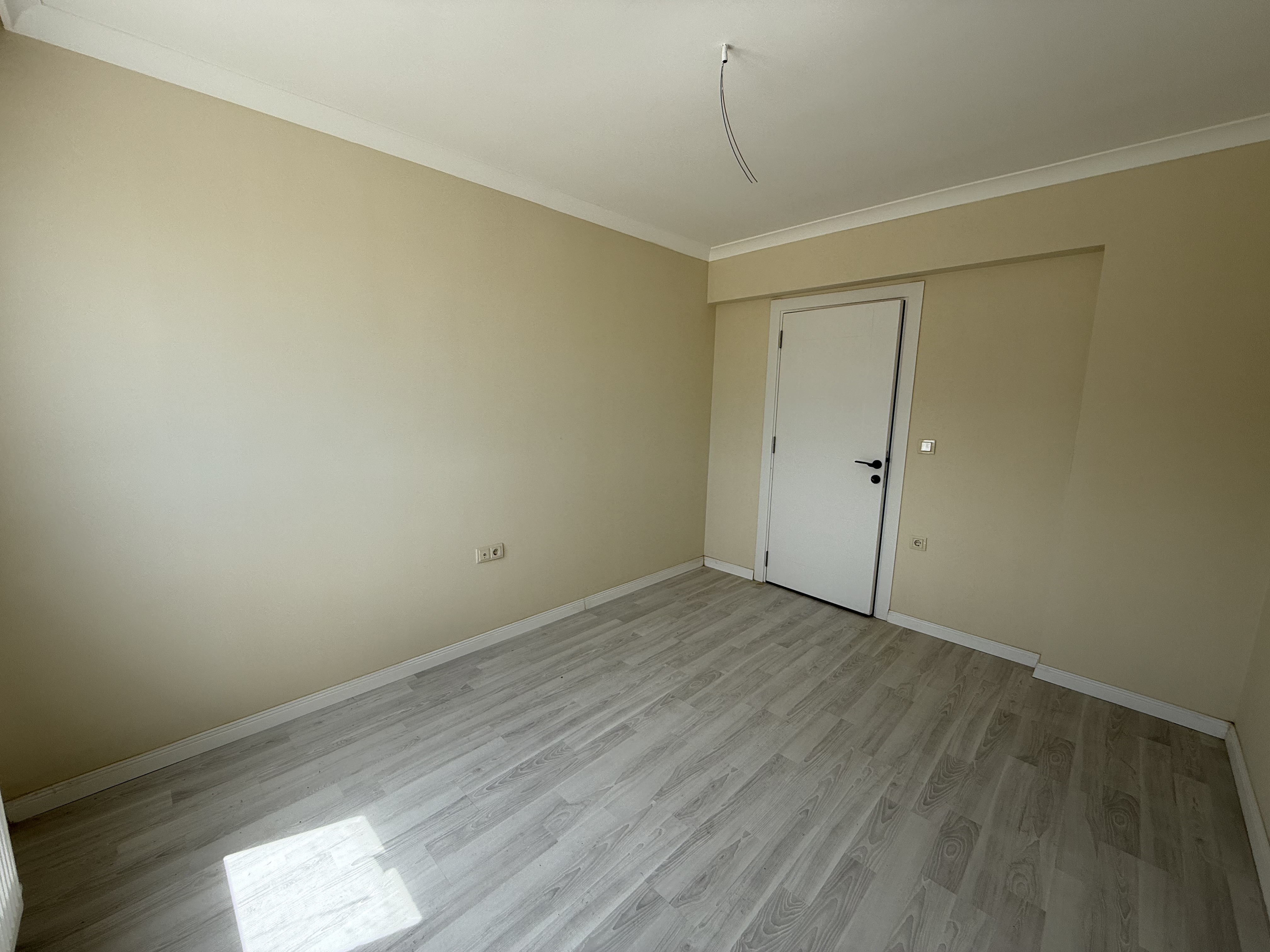 2 NOLU BEŞİRLİ DOĞA LİFE SİTESİNDE SATILIK 4+1 FIRSAT DAİRE
