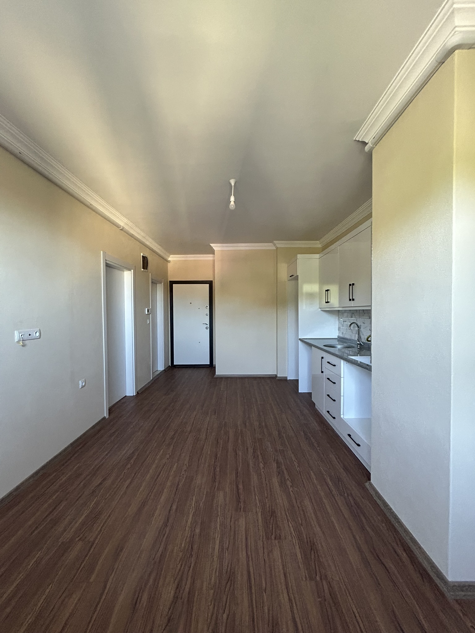 AKSU MAH HASTANESİ KARŞISI 1+1 KİRALIK