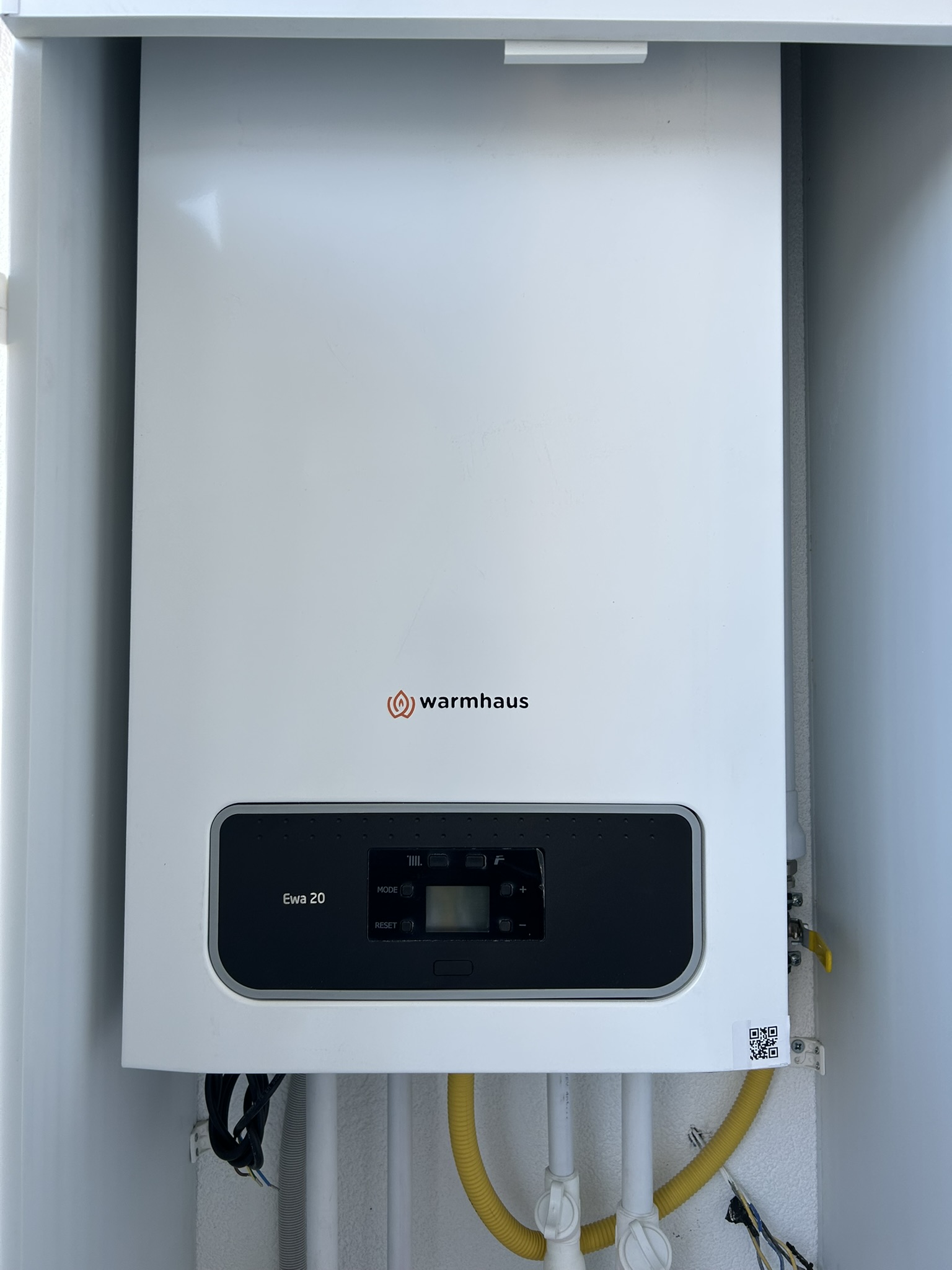 AKSU MAH HASTANESİ KARŞISI 1+1 KİRALIK