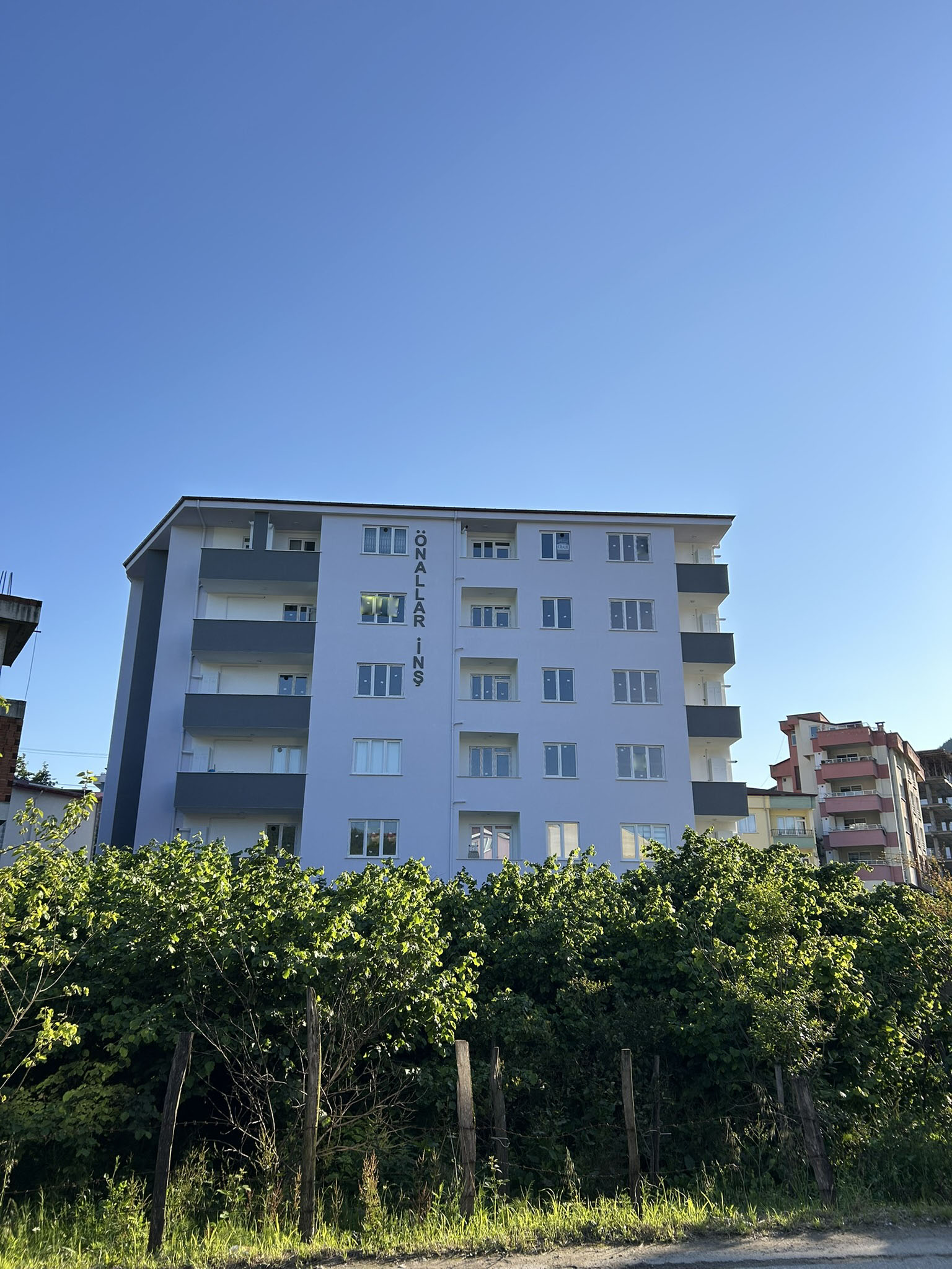 AKSU MAH HASTANESİ KARŞISI 1+1 KİRALIK