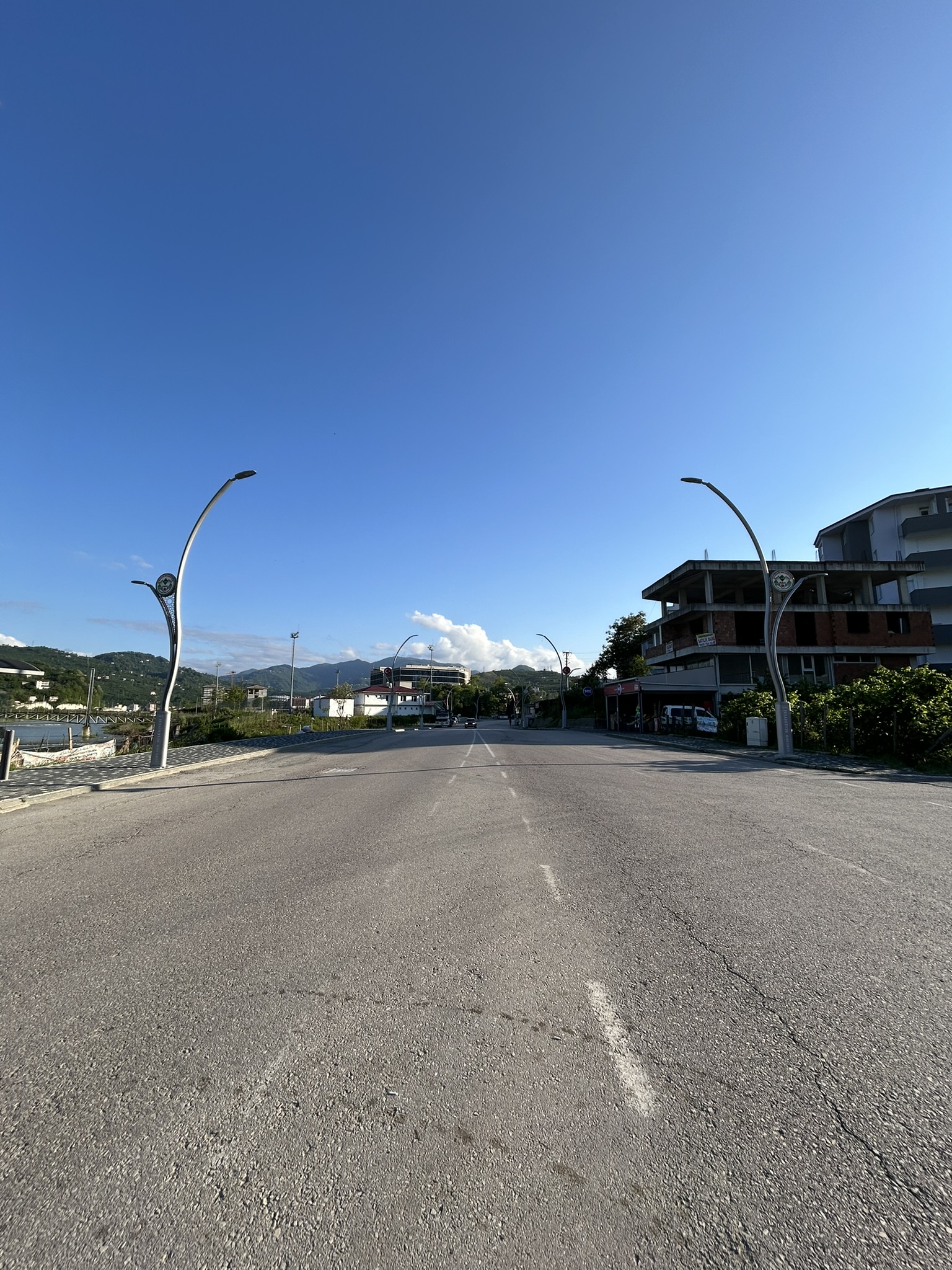 AKSU MAH HASTANESİ KARŞISI 1+1 KİRALIK