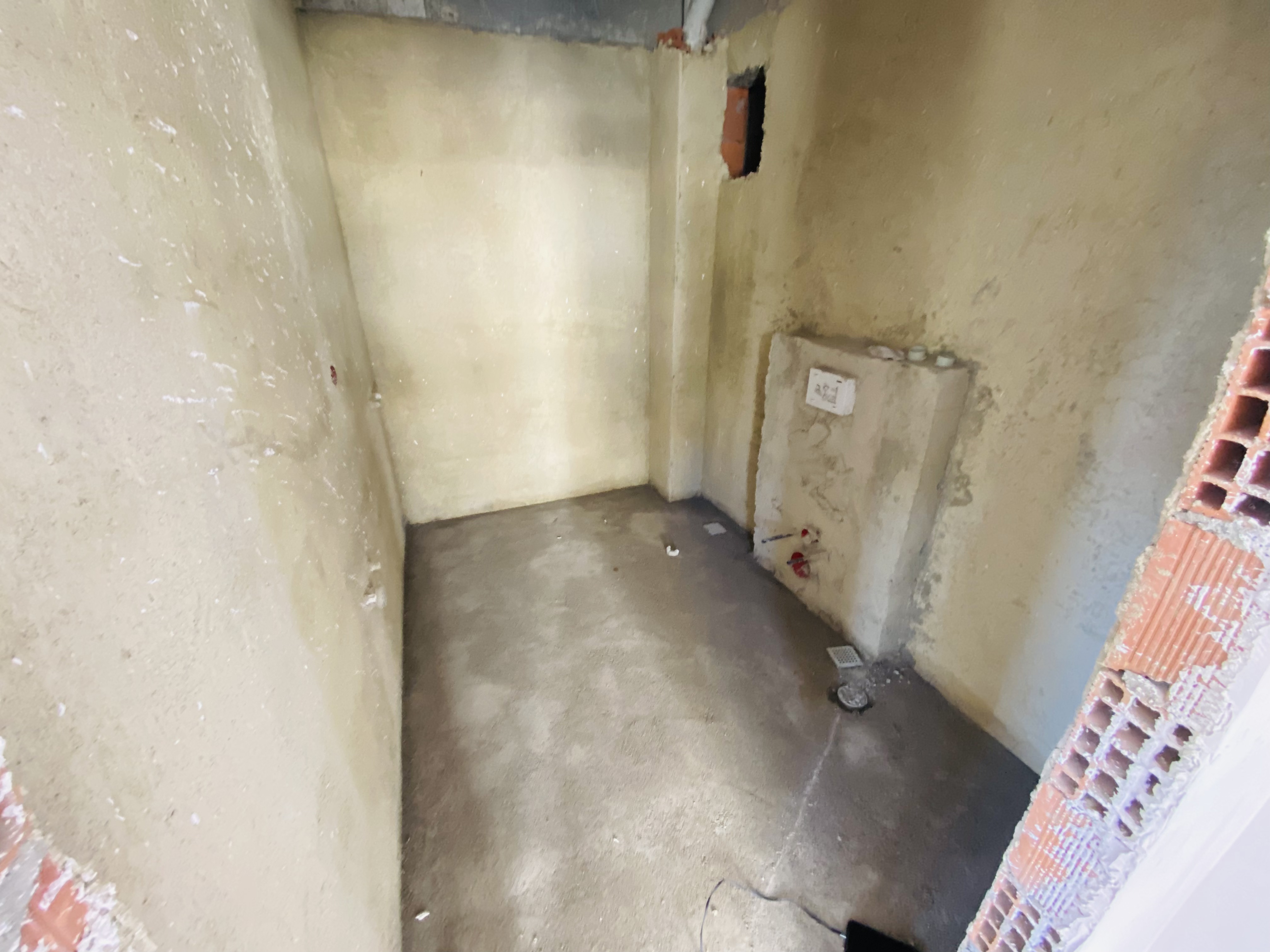 IHLAMUR CAFE YANINDA EŞYALI SIFIR KİRALIK 1+1 DAİRE