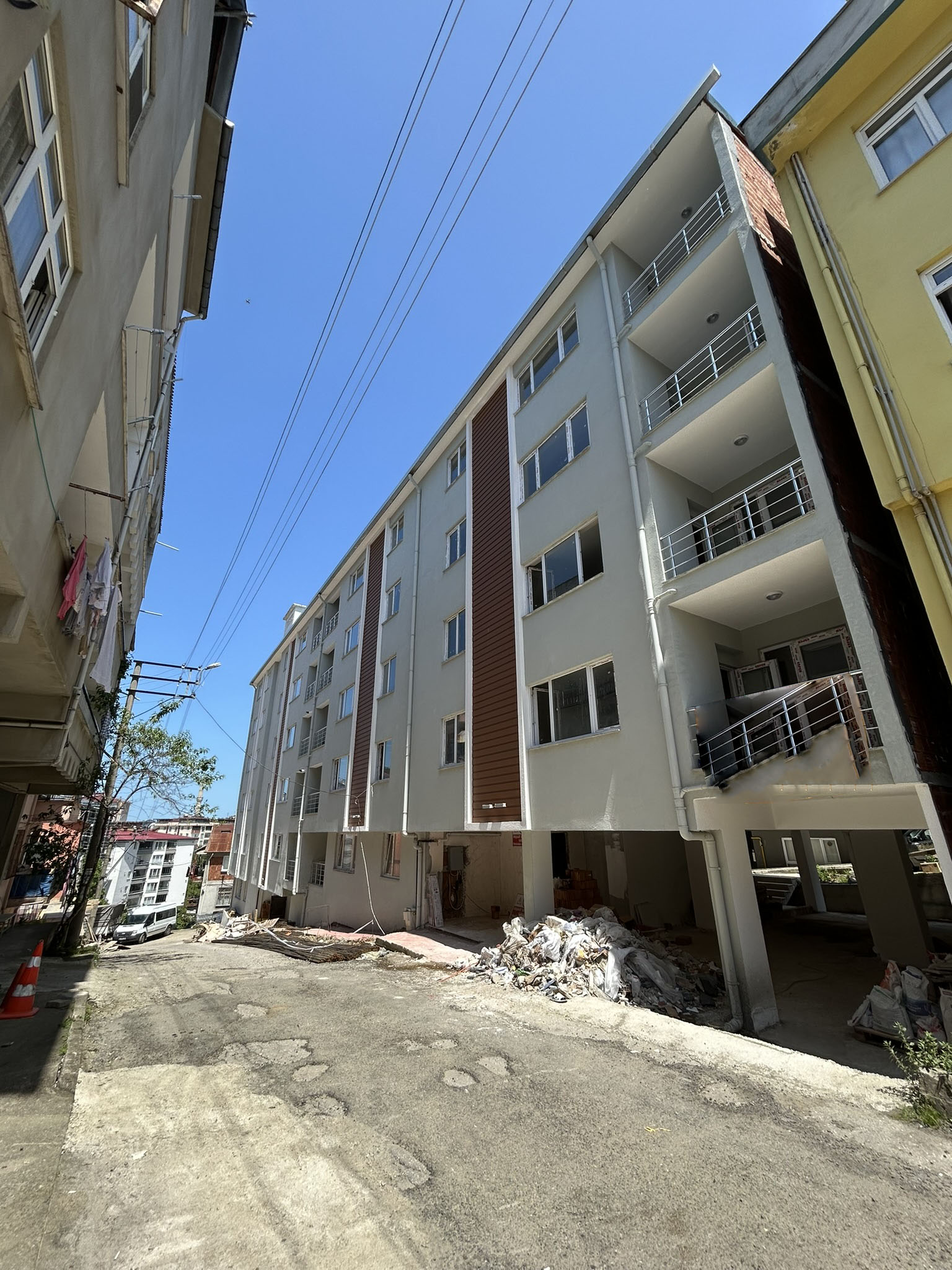 AYD28 AKSU MH KİRALIK 2+1 DAİRE