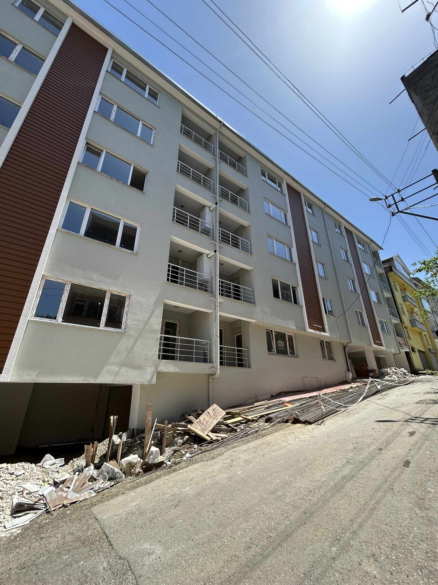 AYD28 AKSU MH KİRALIK 2+1 DAİRE