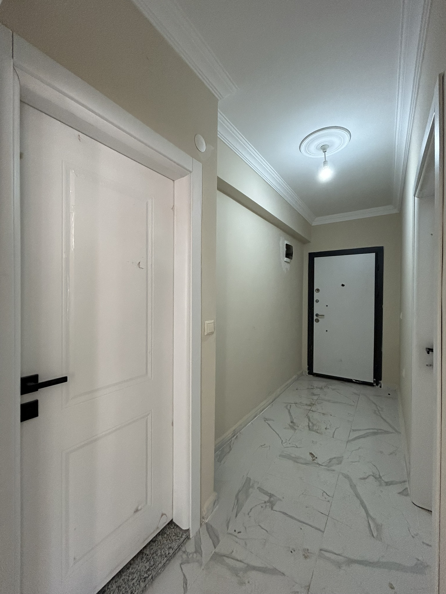 AYD28 AKSU MH KİRALIK 2+1 DAİRE