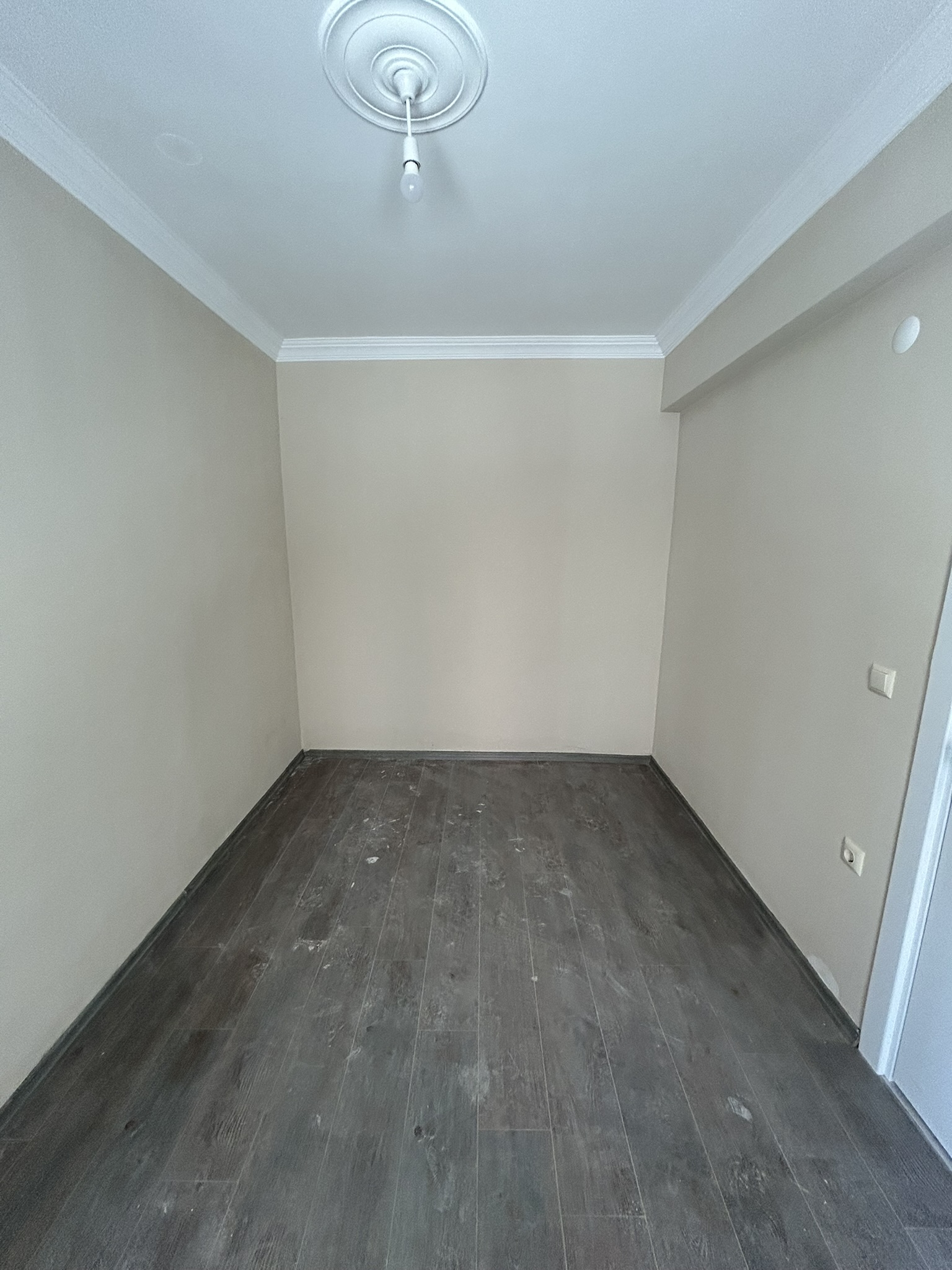 AYD28 AKSU MH KİRALIK 2+1 DAİRE