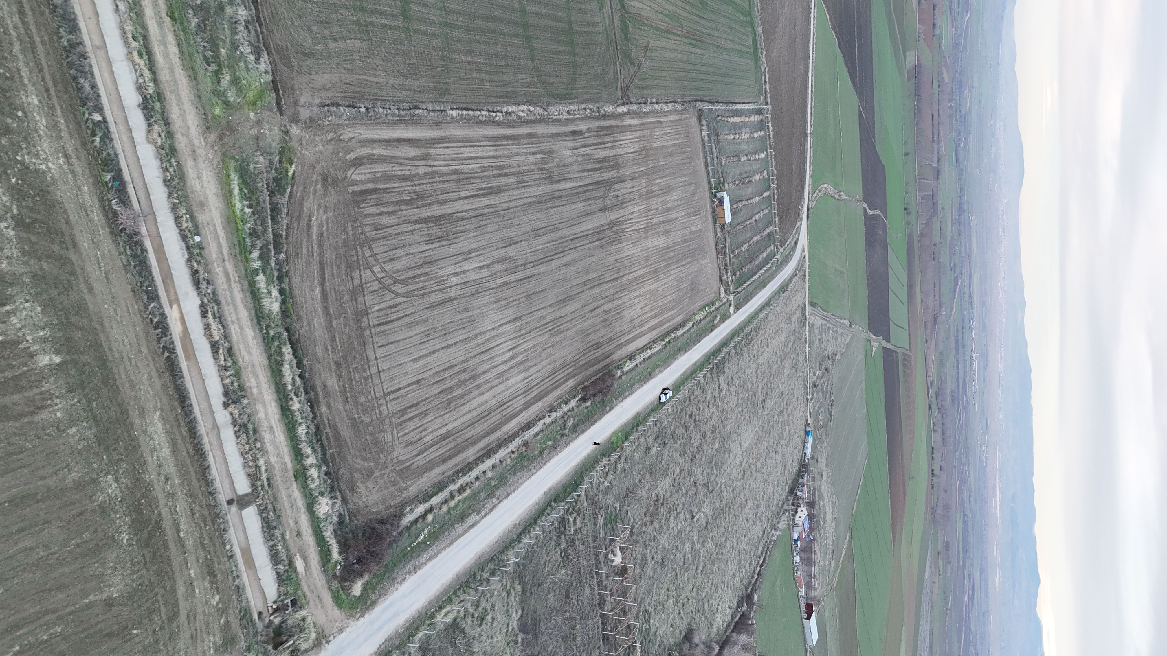 MABEL SUİT'DEN SATILIK MERZİFON AKTARLA KÖYÜNDE SATILIK TARLA