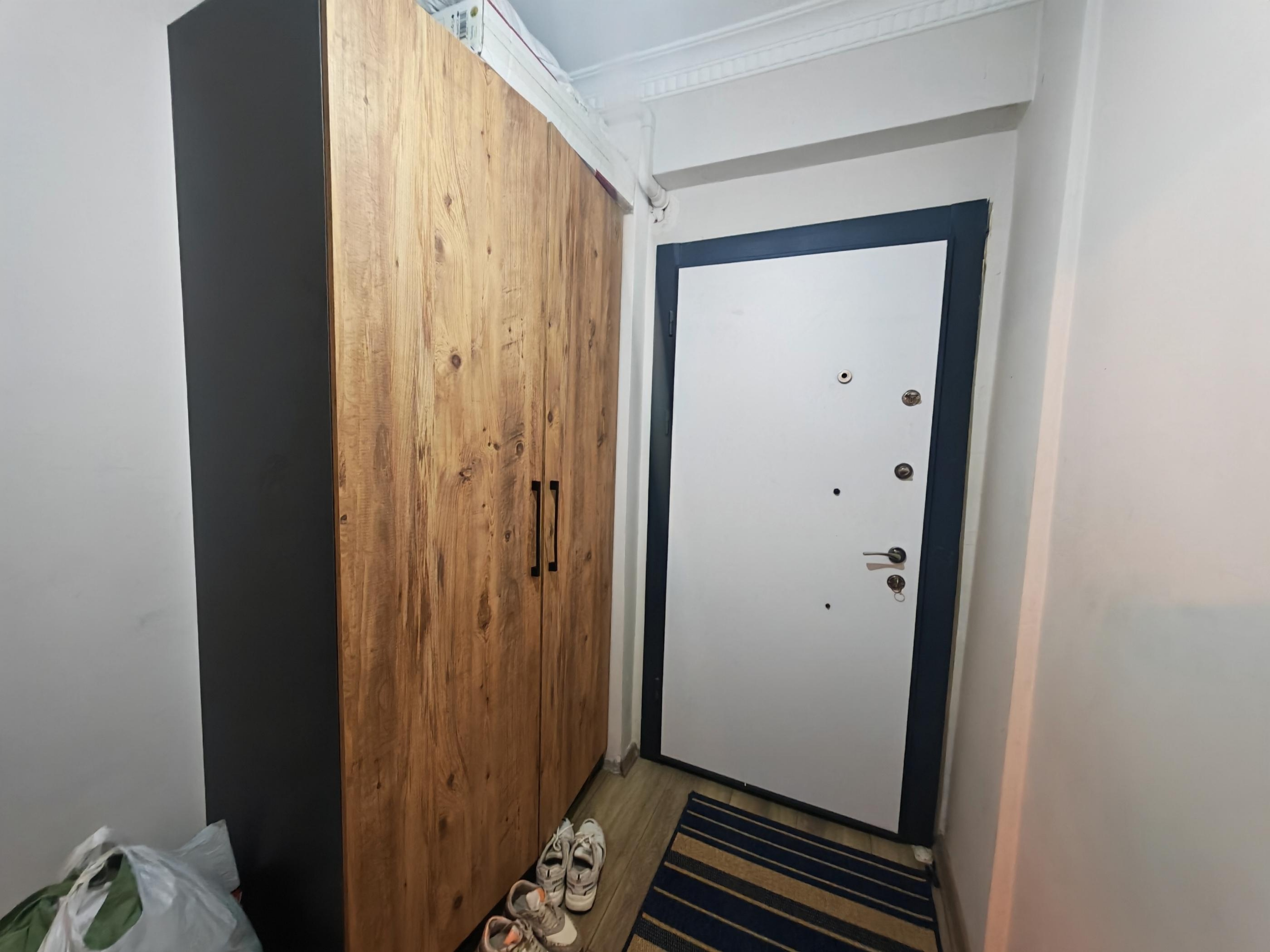 BURUNUCUNDA EŞYAŞI 1+1 LÜX DAİRE