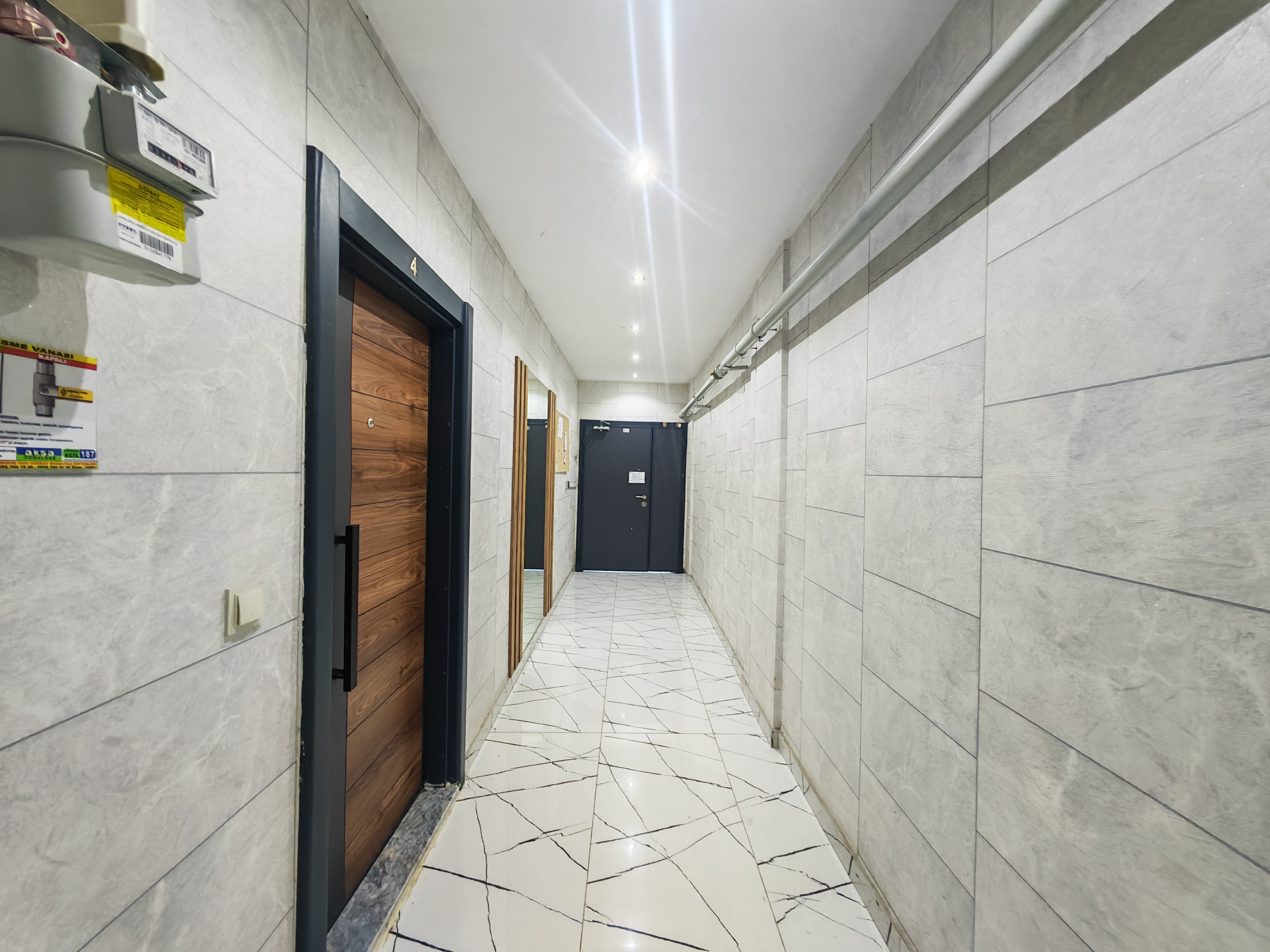 BURUNUCUNDA EŞYAŞI 1+1 LÜX DAİRE