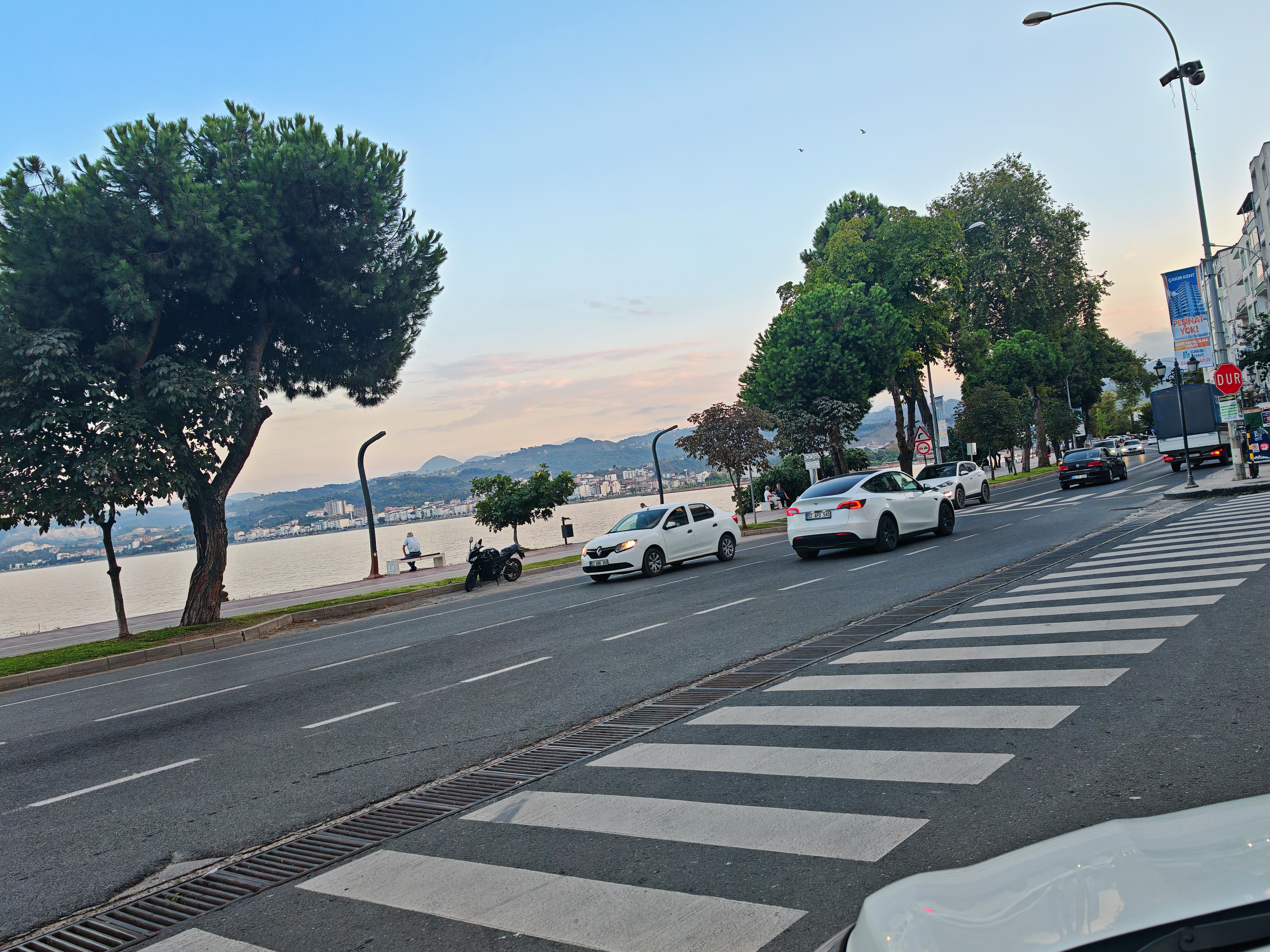 BURUNUCUNDA EŞYAŞI 1+1 LÜX DAİRE