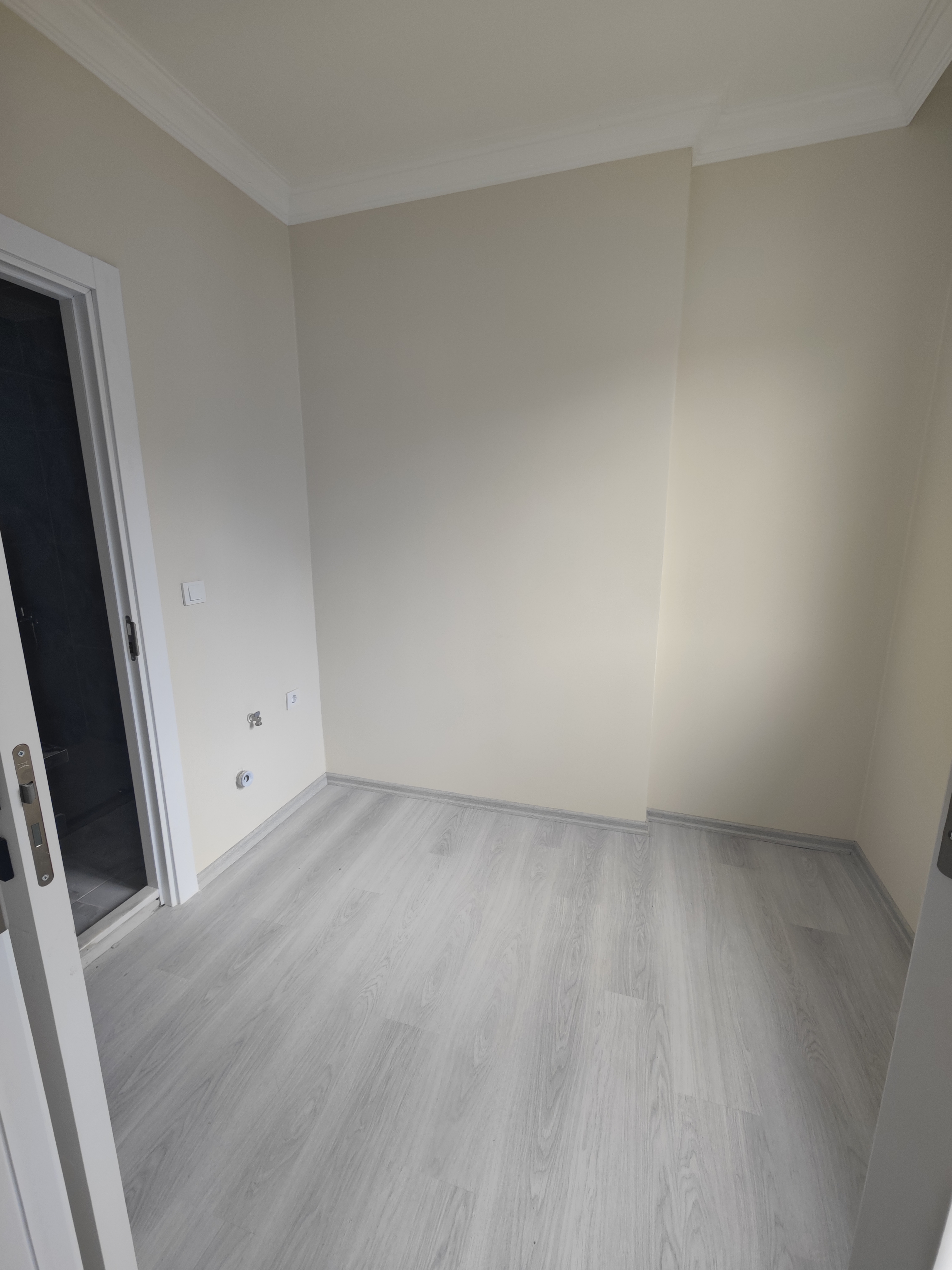 KAŞÜSTÜNDE SIFIR 3+1 DAİRELER