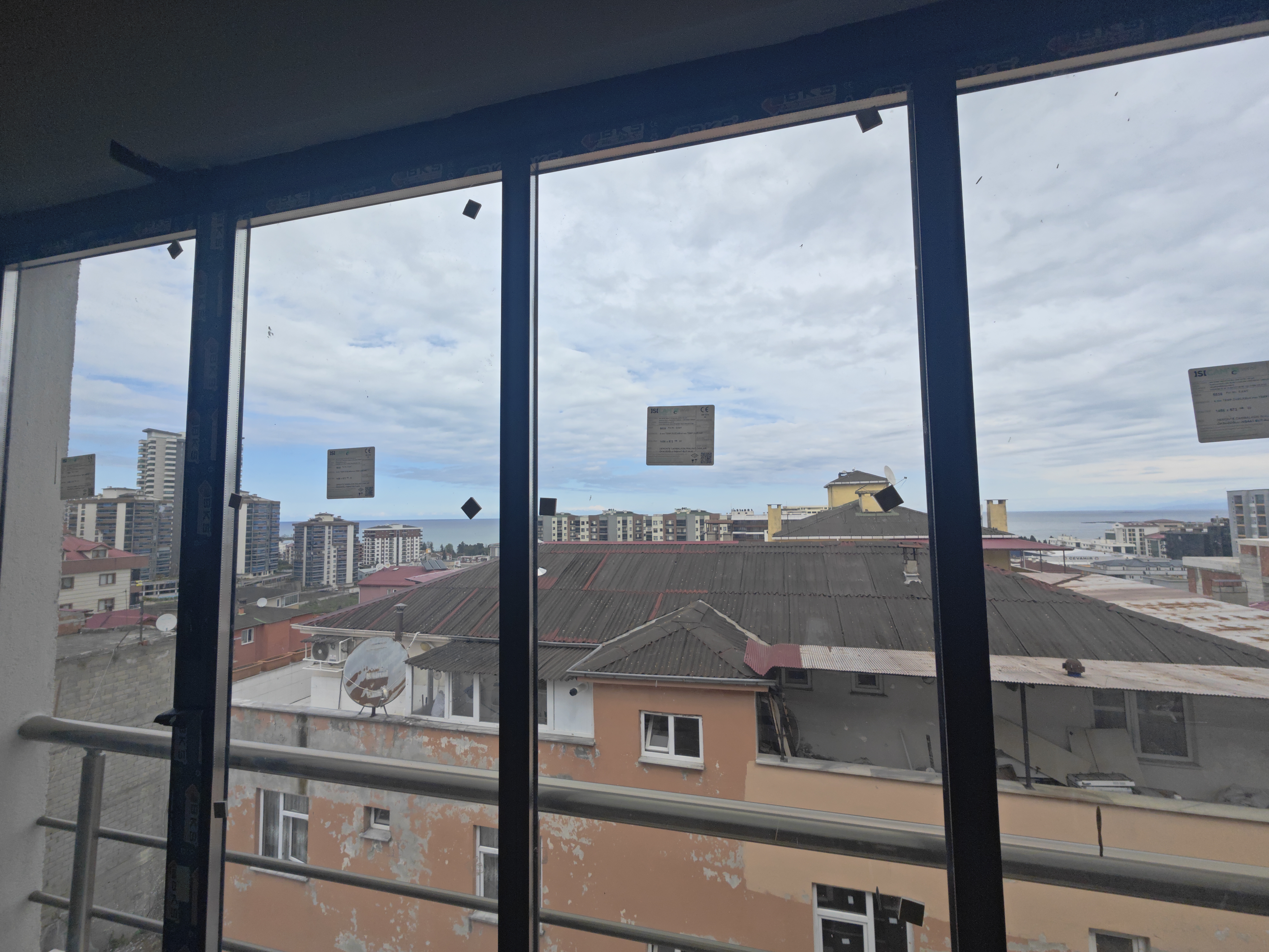 KAŞÜSTÜNDE SIFIR 3+1 DAİRELER