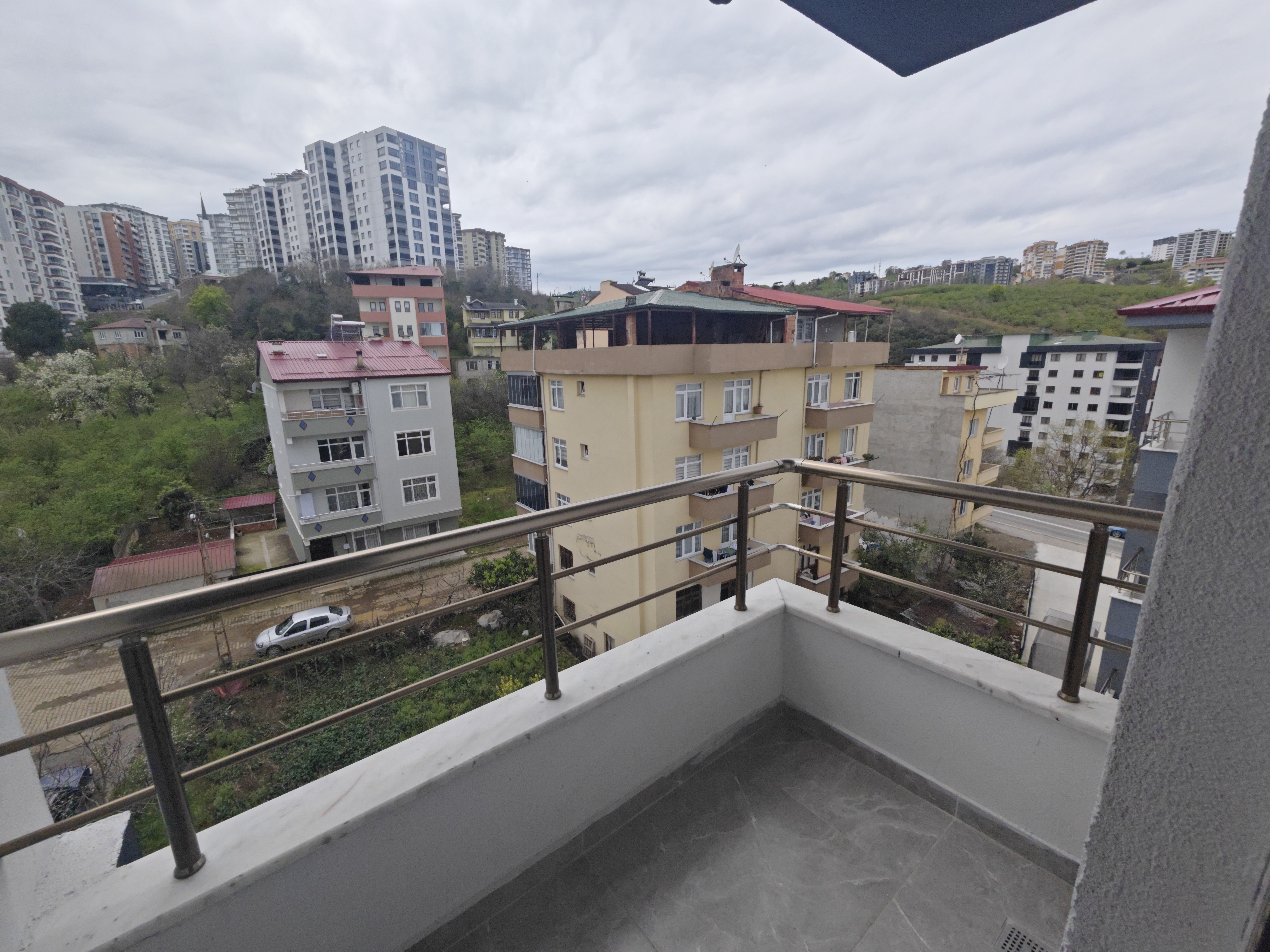 KAŞÜSTÜNDE SIFIR 3+1 DAİRELER