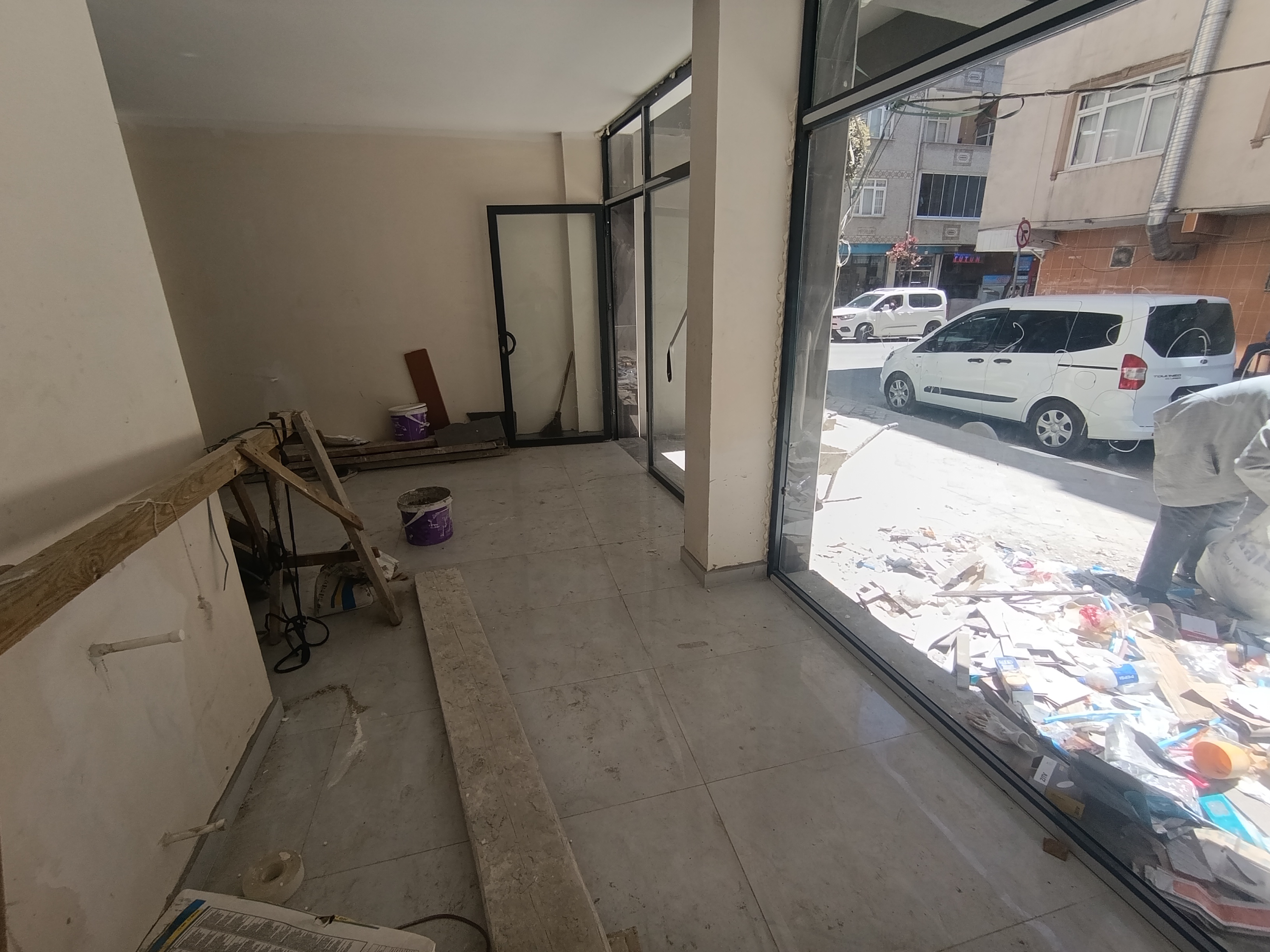 MABEL'DEN BAĞCILAR ÇINAR DA HER İŞE UYGUN SIFIR DÜKKAN 250 M2