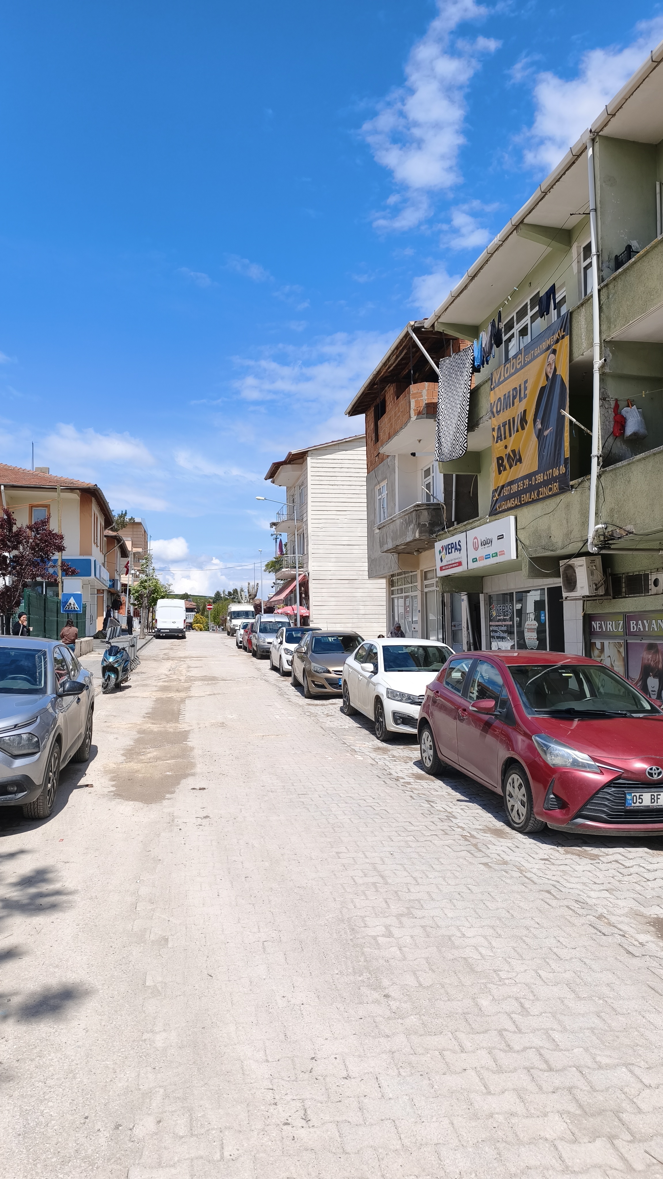 MABELDEN MÜKEMMEL LOKASYONDA AKTİF KİRACILI SATILIK KOMPLE BİNA