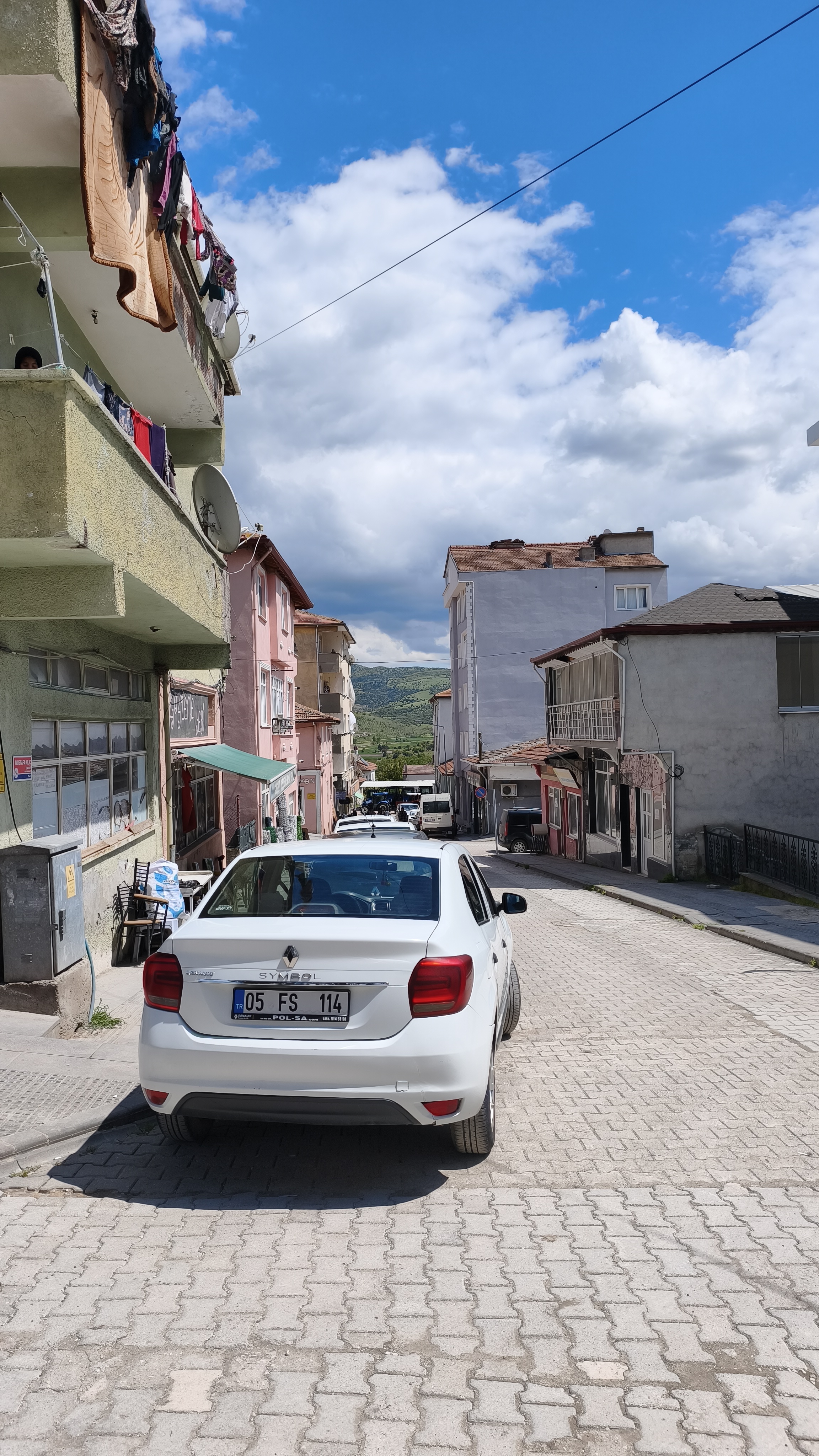 MABELDEN MÜKEMMEL LOKASYONDA AKTİF KİRACILI SATILIK KOMPLE BİNA
