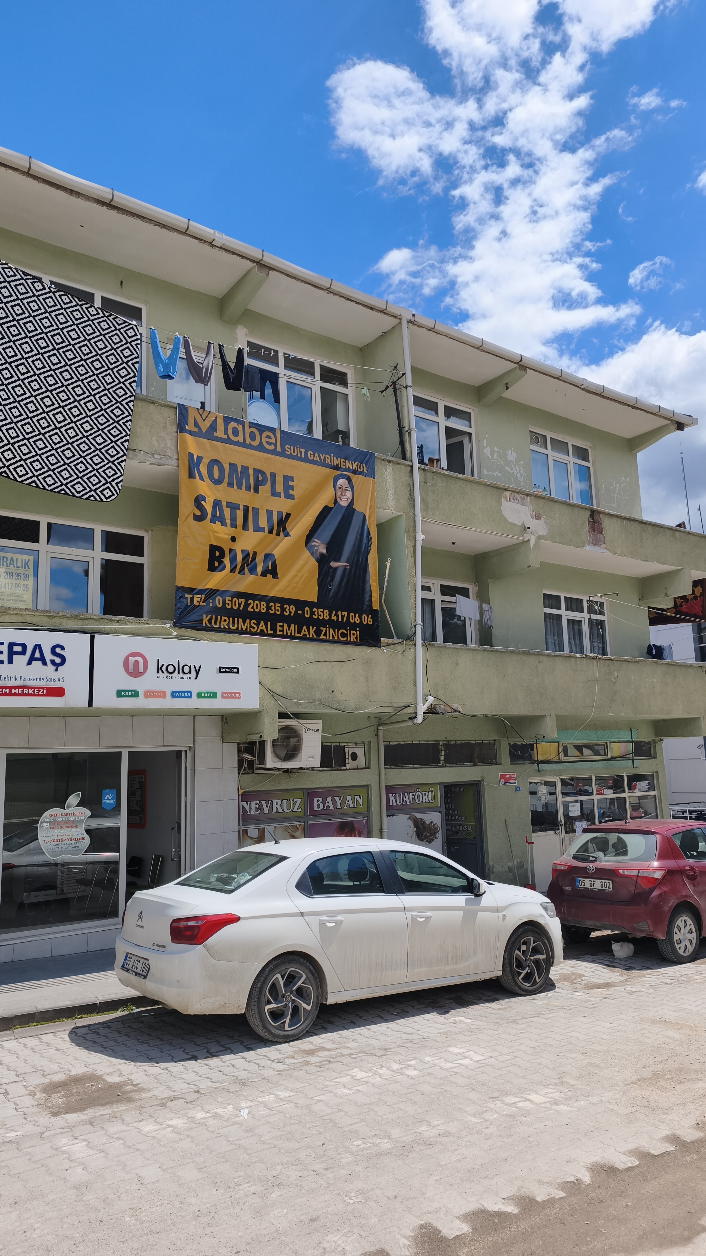 MABELDEN MÜKEMMEL LOKASYONDA AKTİF KİRACILI SATILIK KOMPLE BİNA