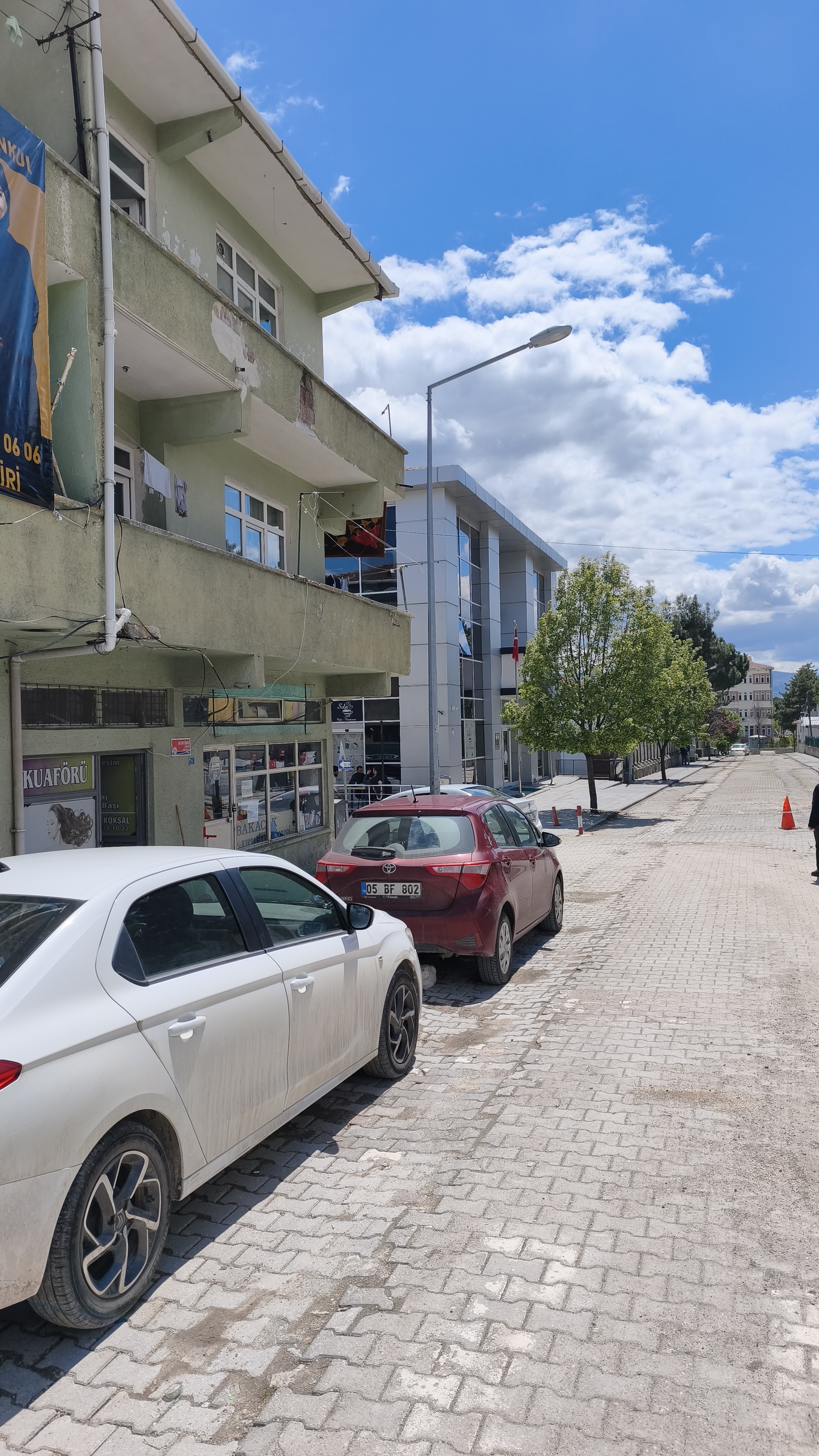 MABELDEN MÜKEMMEL LOKASYONDA AKTİF KİRACILI SATILIK KOMPLE BİNA