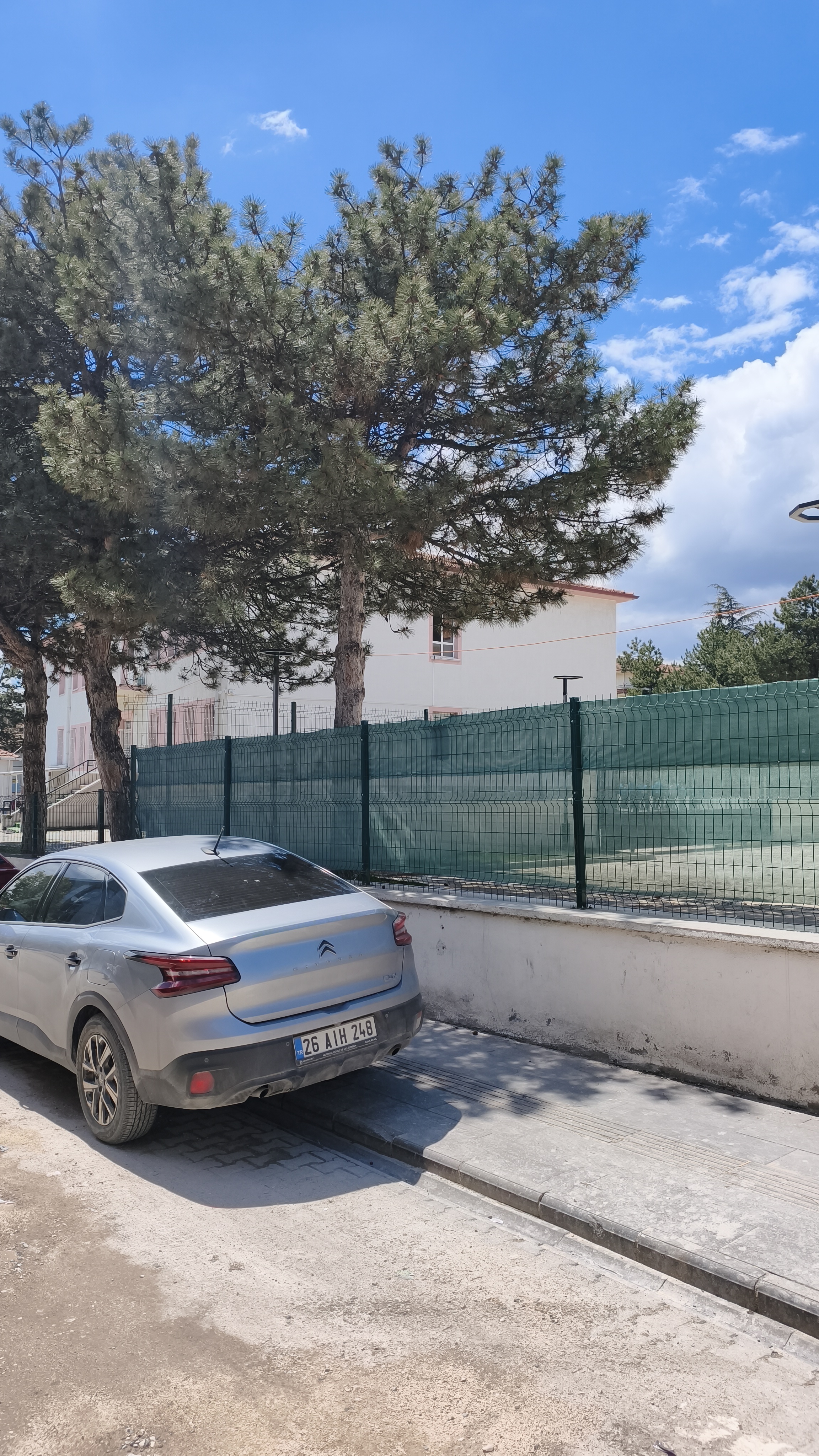 MABELDEN MÜKEMMEL LOKASYONDA AKTİF KİRACILI SATILIK KOMPLE BİNA