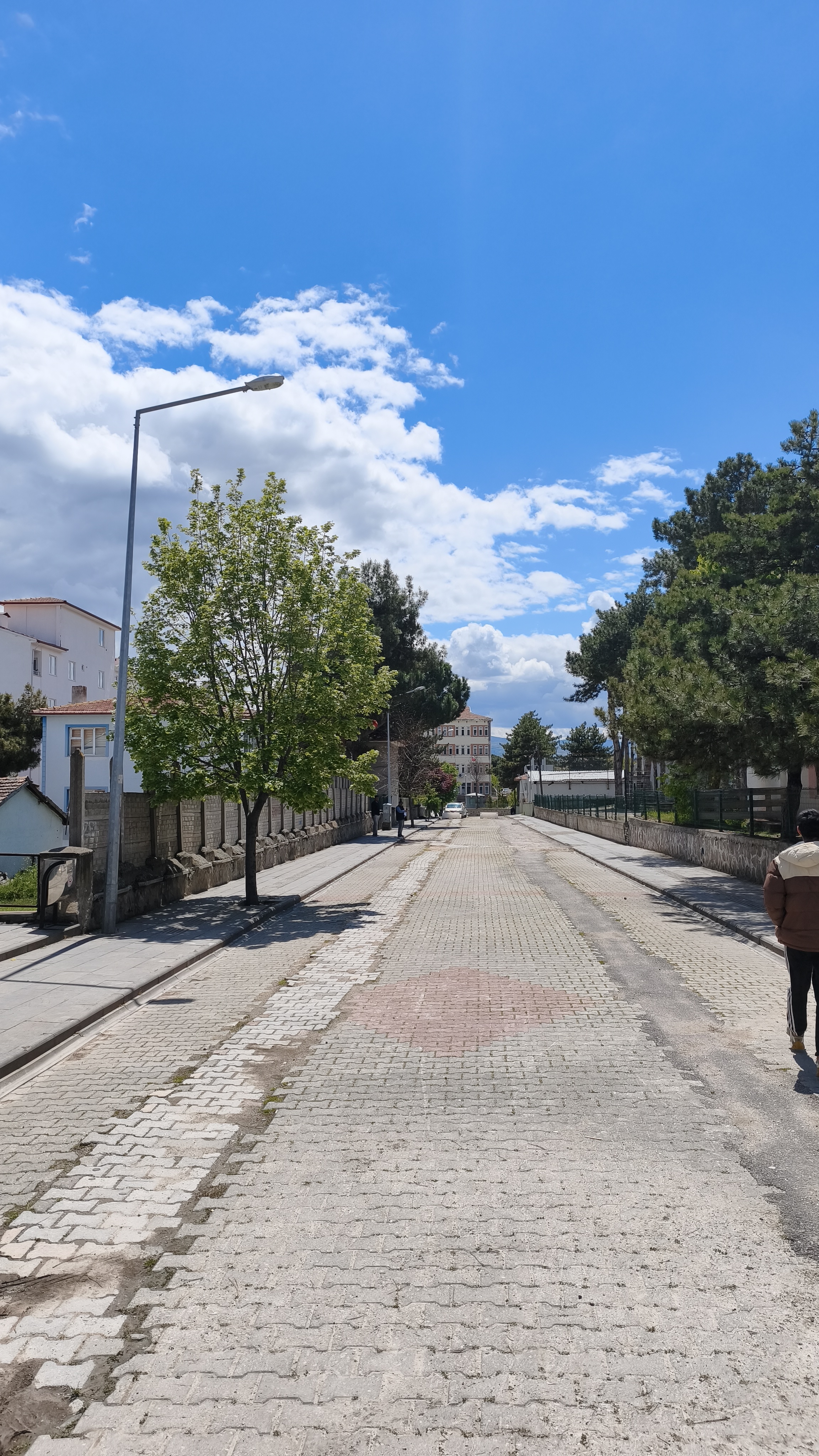 MABELDEN MÜKEMMEL LOKASYONDA AKTİF KİRACILI SATILIK KOMPLE BİNA